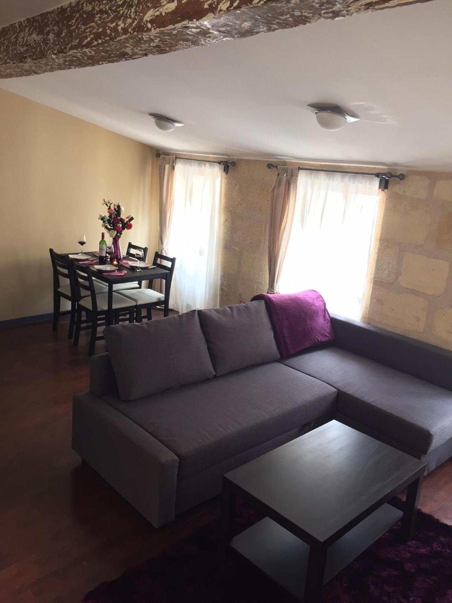 One-Bedroom Apartment - 3rd Floor - Photo 3