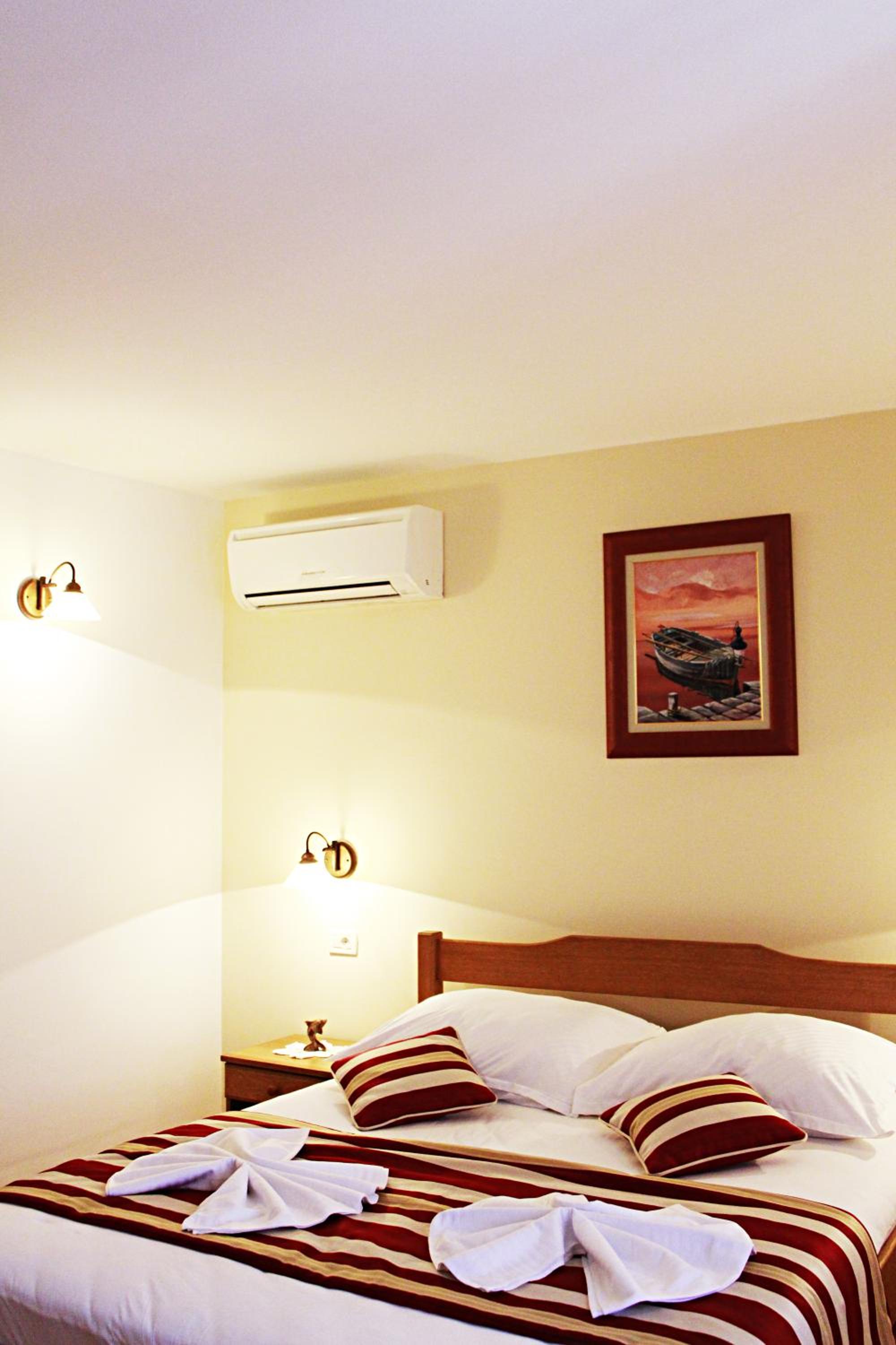 Junior Suite with Sea View - Photo 6