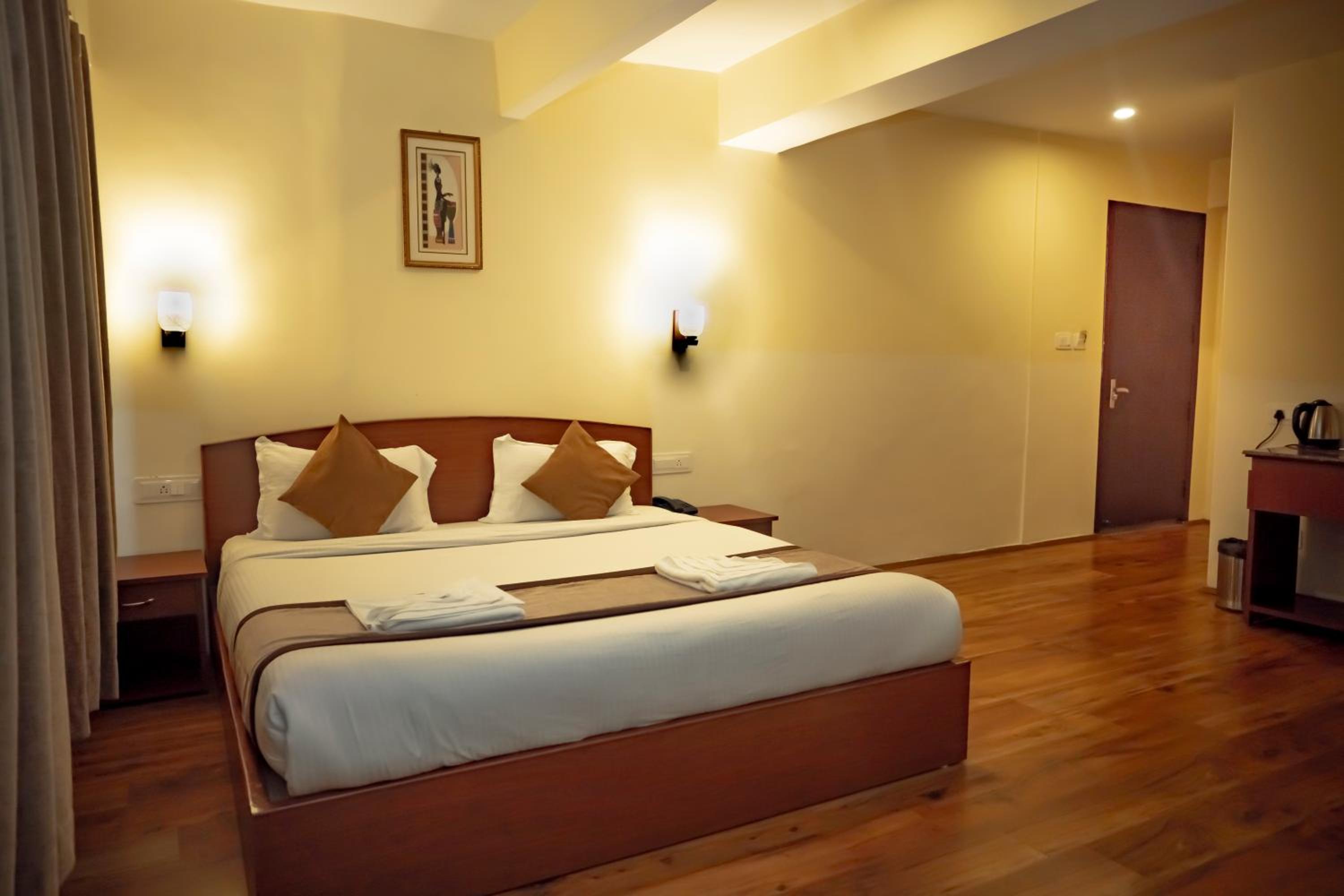 Large Double Room