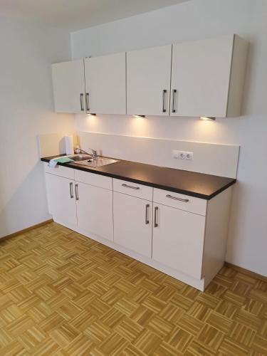 Budget Single Room photo 3