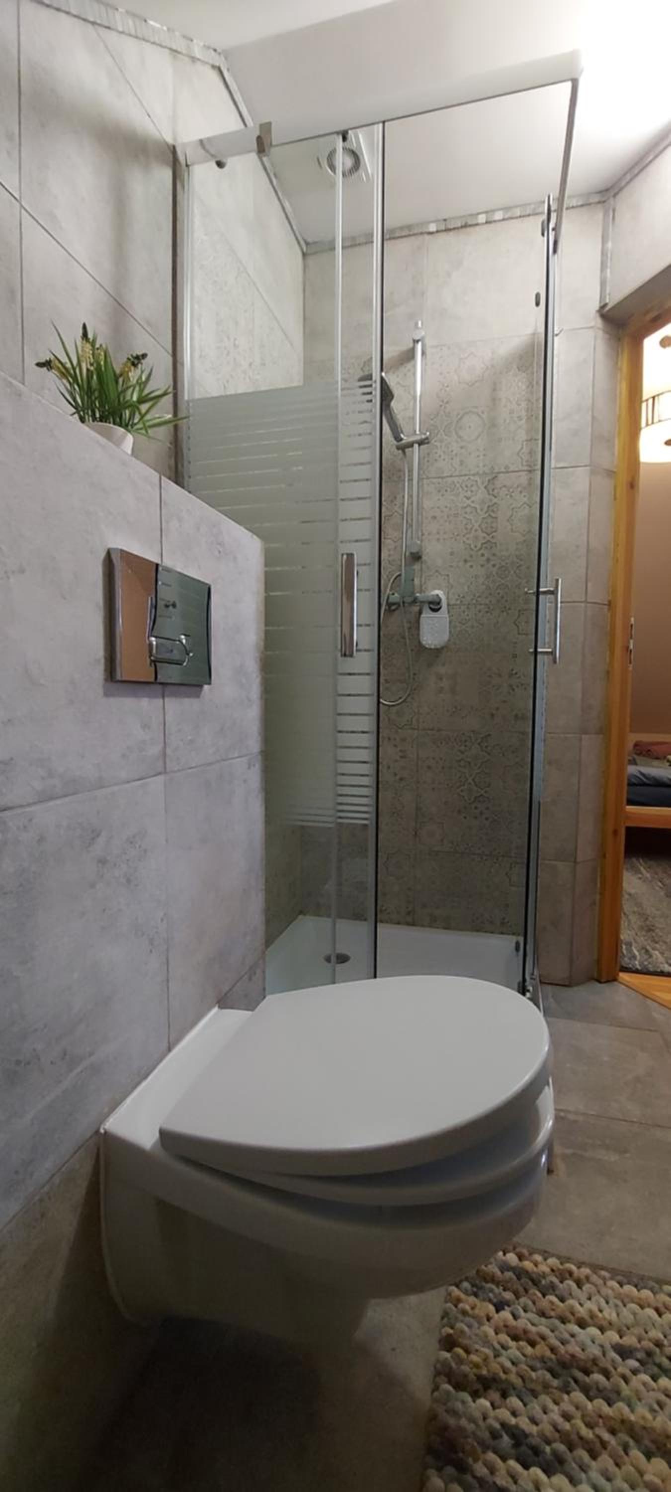 Large Double Room - Photo 8