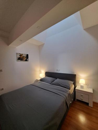Two-Bedroom Apartment with Terrace photo 3