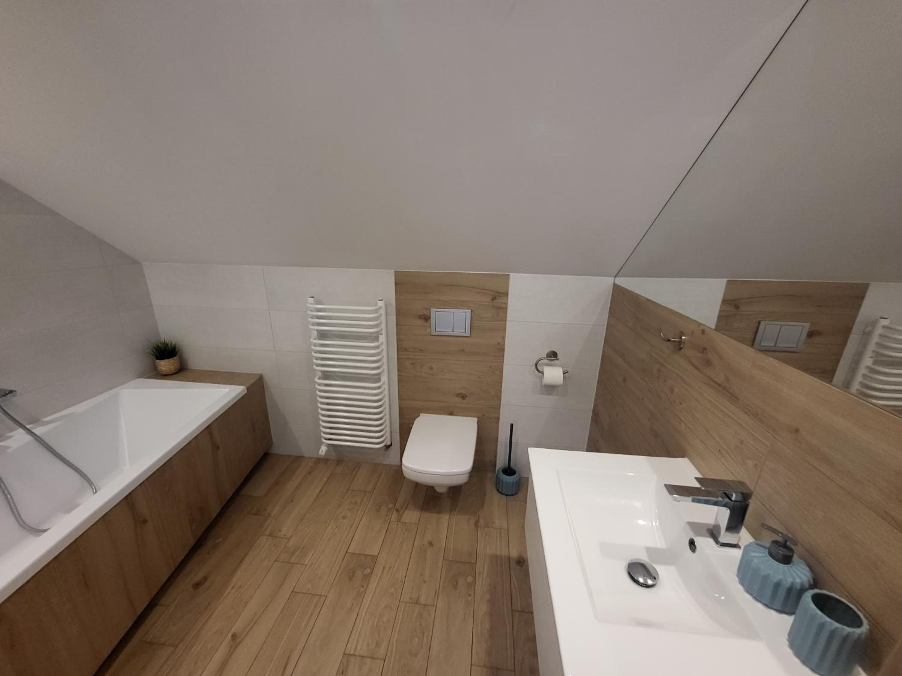 Apartment - Photo 2