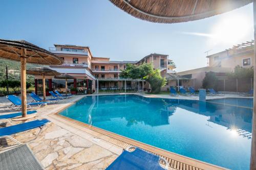 Superior Double or Twin Room with Sea View photo 2