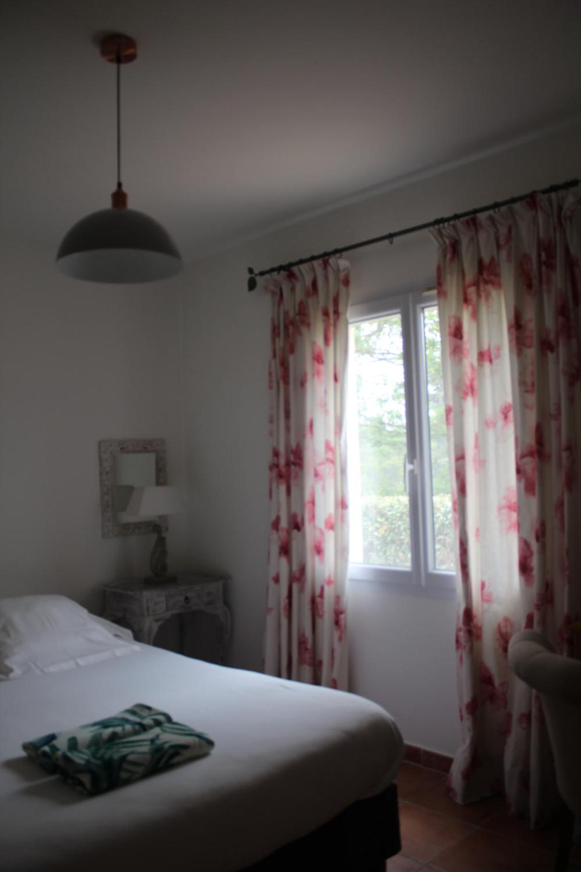 Standard Double Room - 4