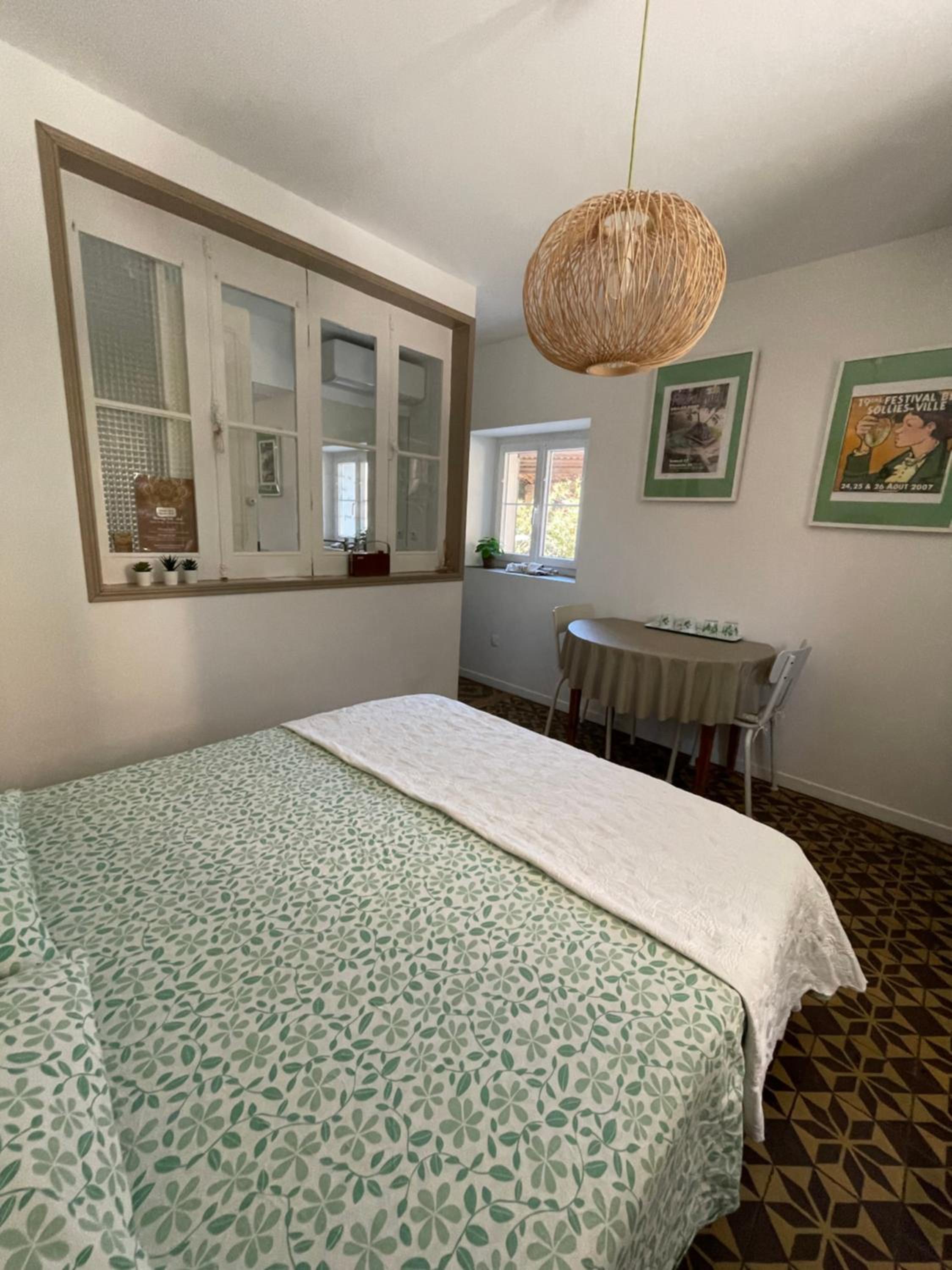 Double Room - Photo 8