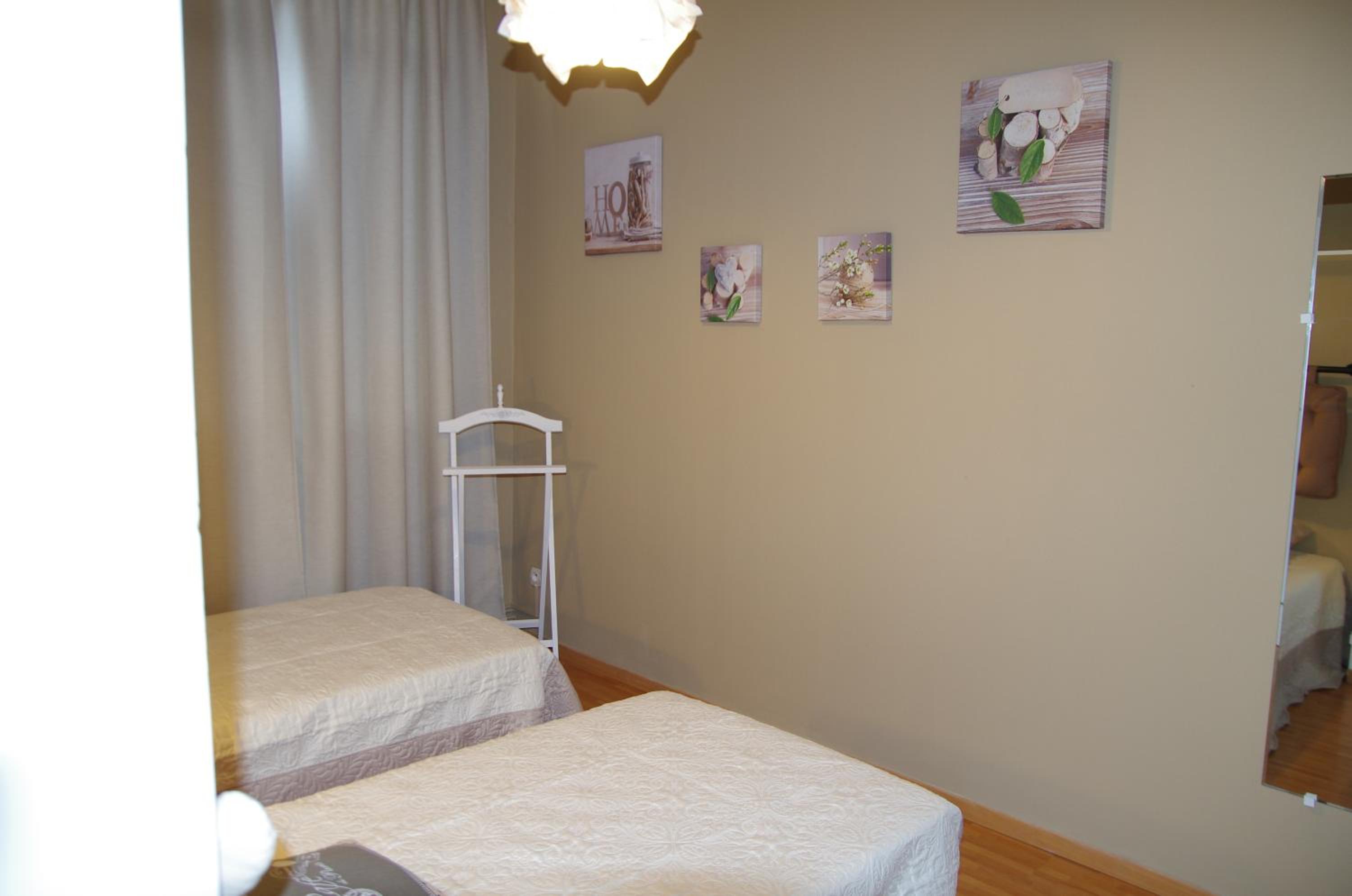 Two-Bedroom Apartment (6 Adults)