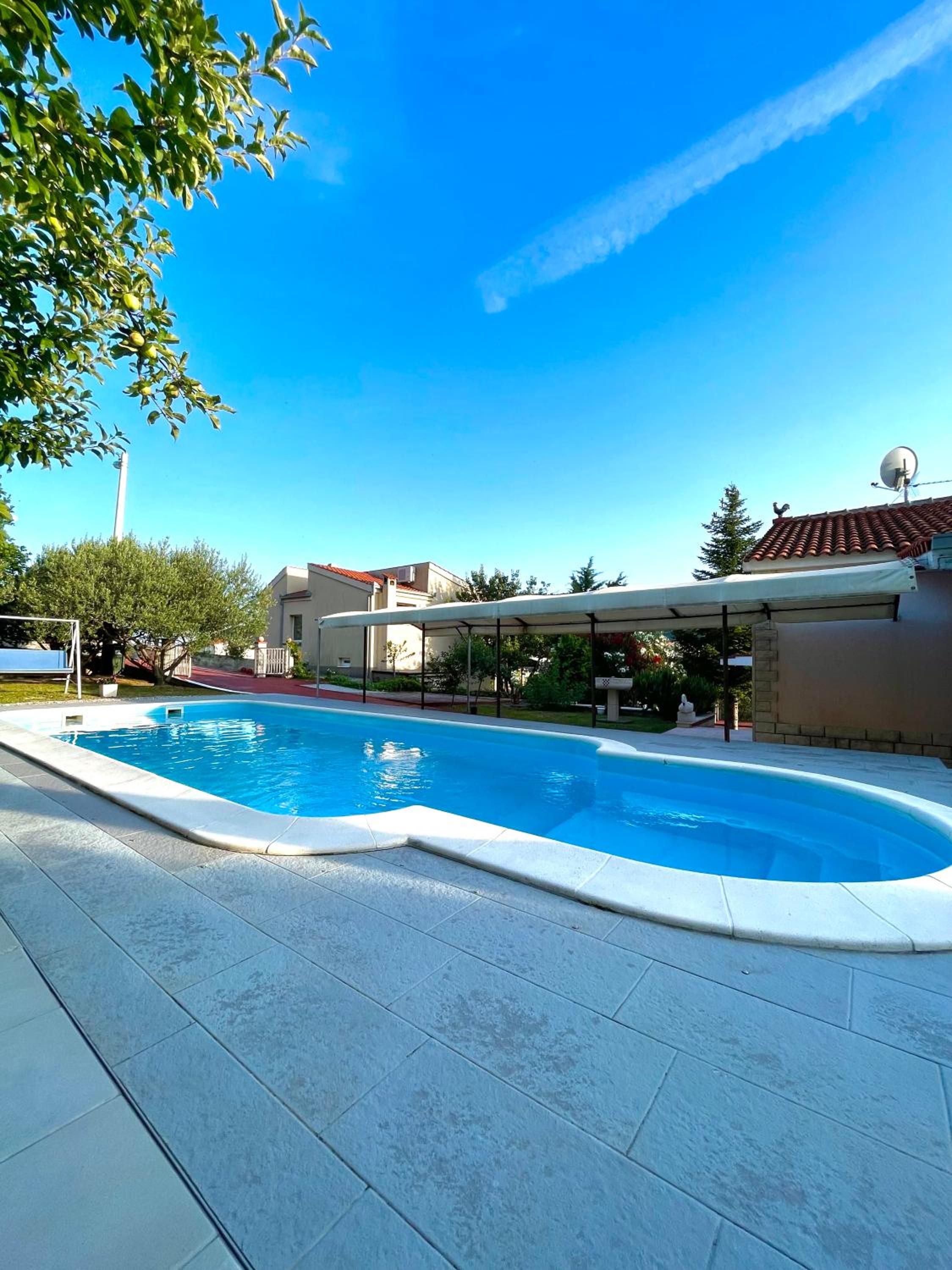 Three-Bedroom Villa photo 1