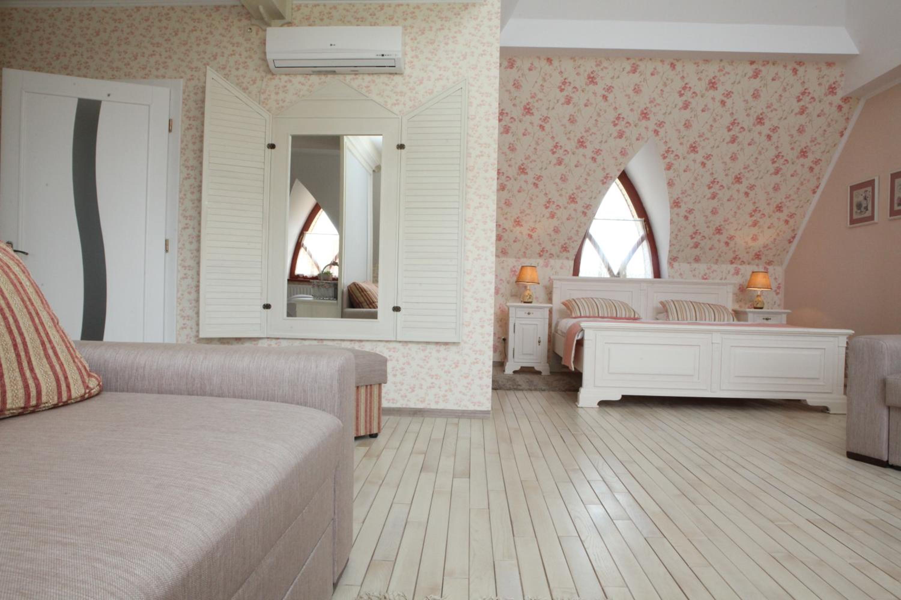 Family Suite with Balcony photo 1