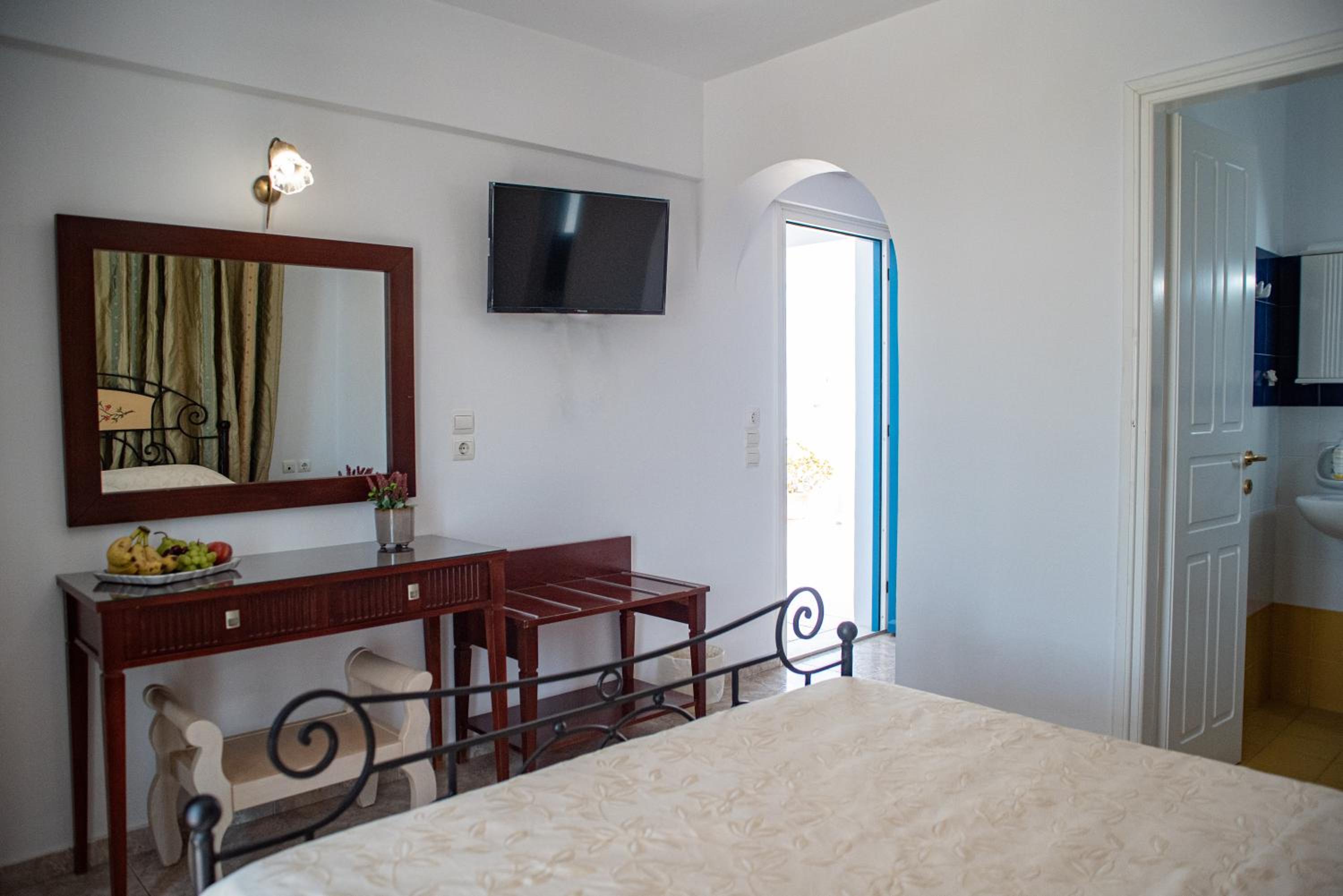 Studio (2 Adults) with Sea View photo 1