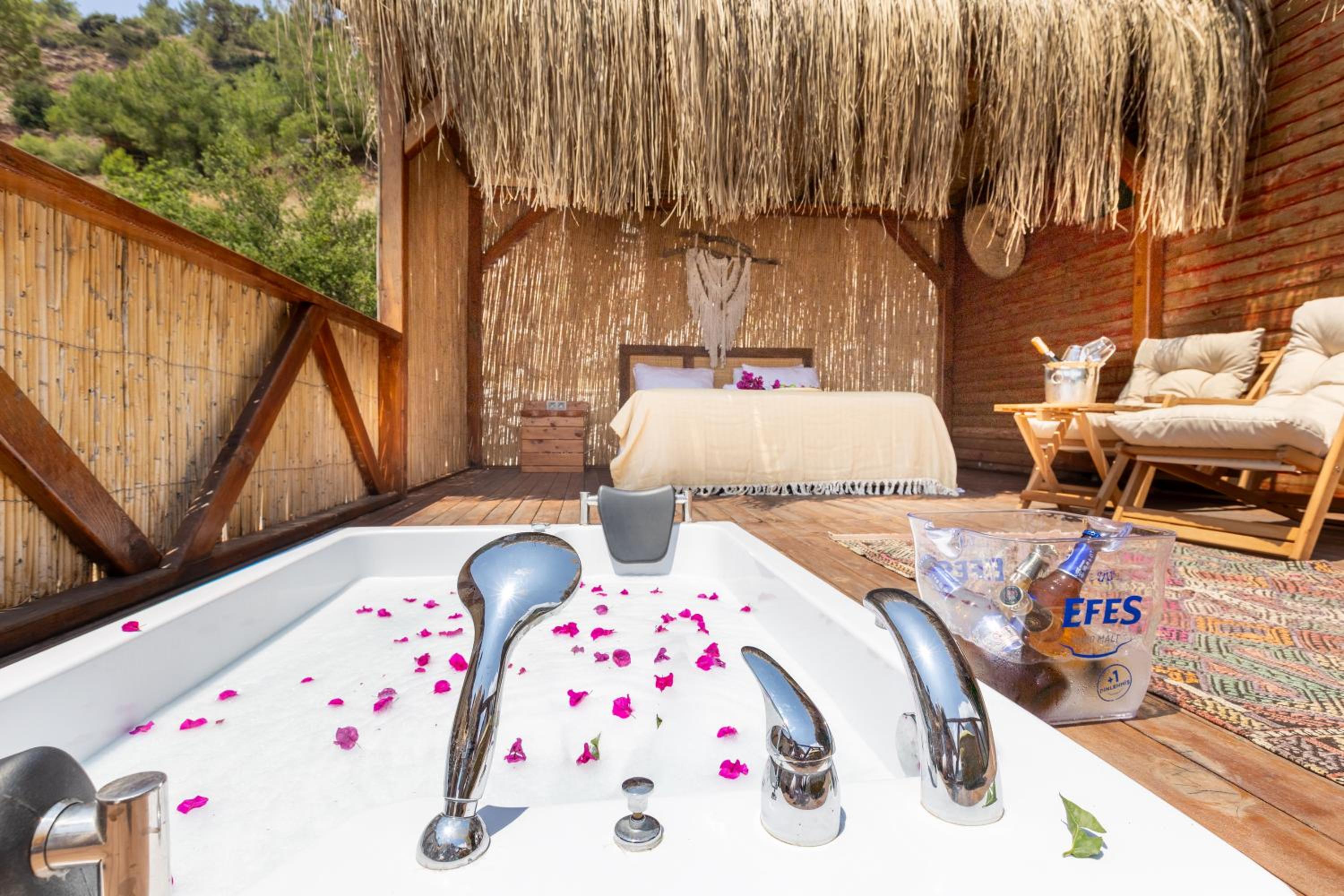 Deluxe Double Room with Bath