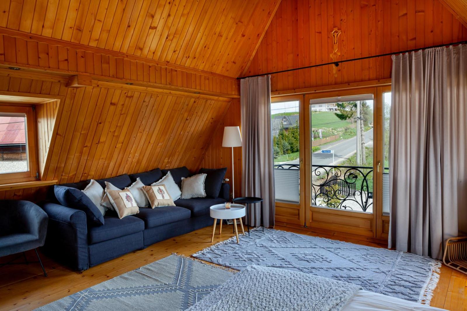 Villa photo 1