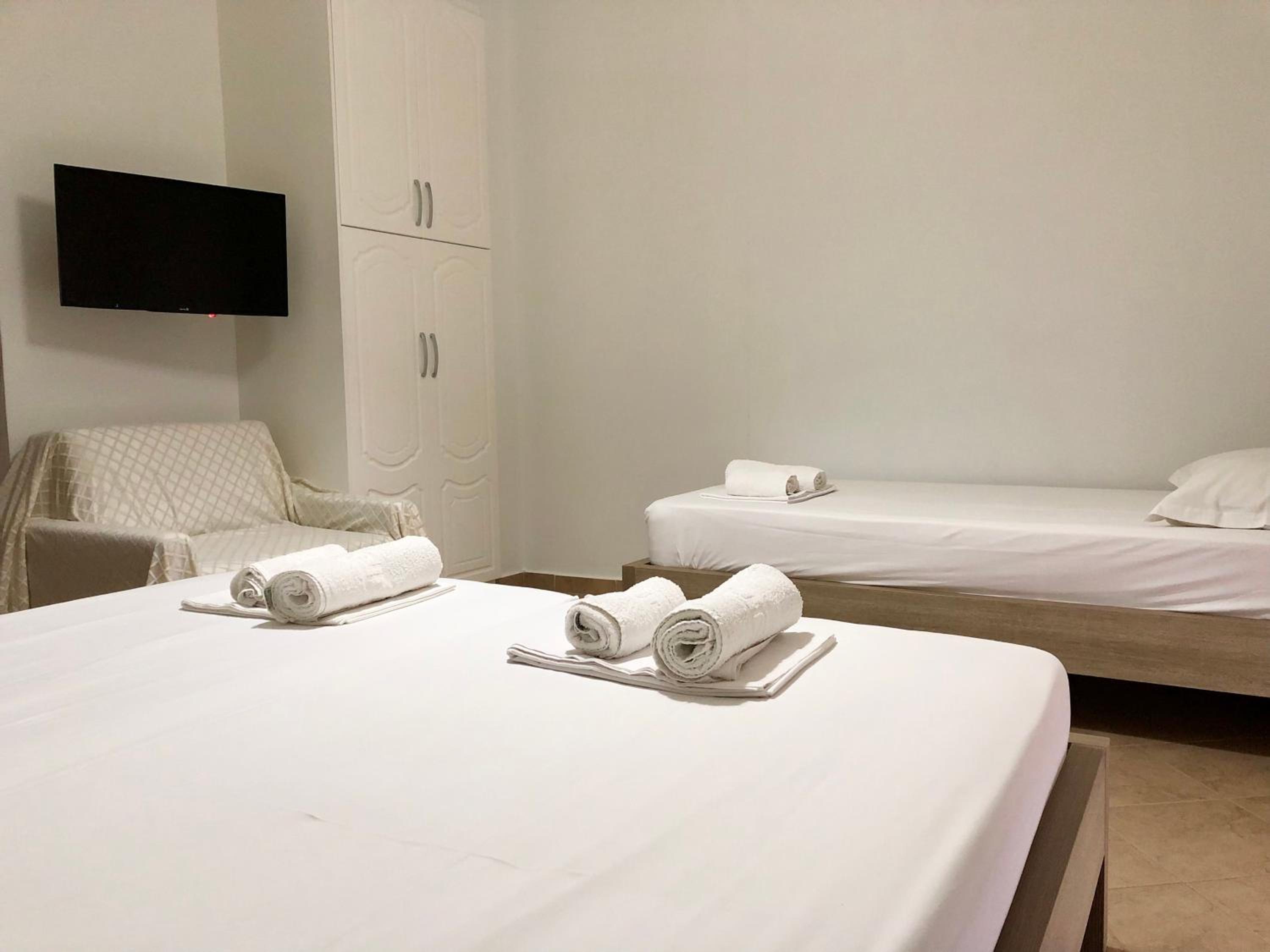Triple Room with Balcony photo 2