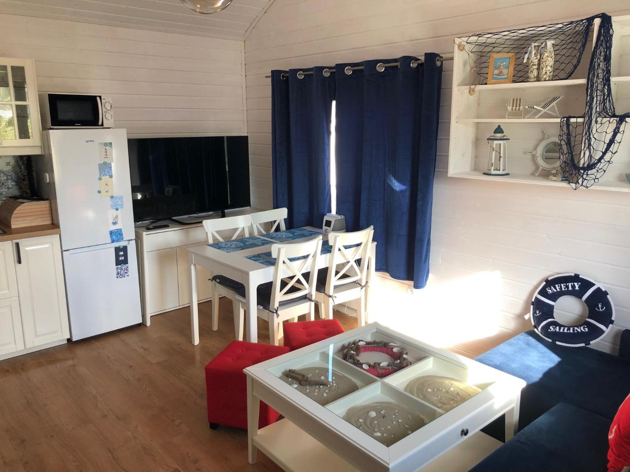 Two-Bedroom House photo 2