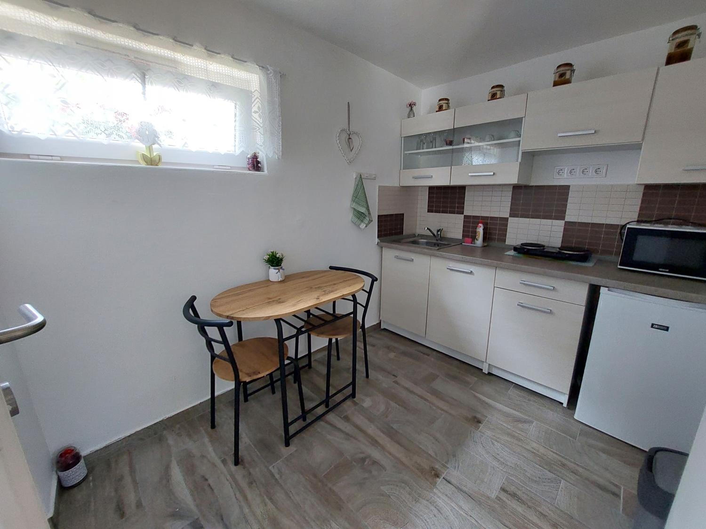 Studio Apartment photo 1