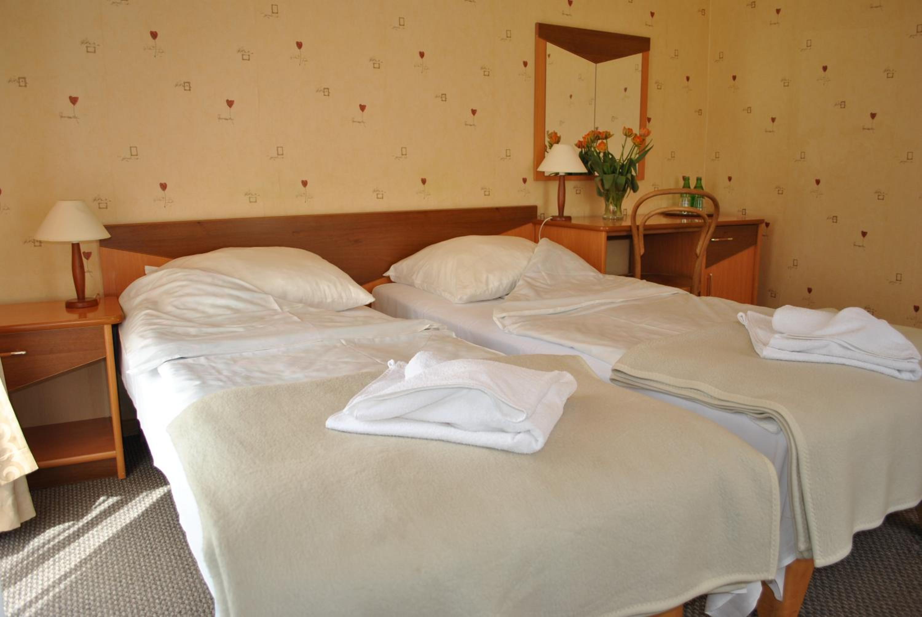 Double or Twin Room photo 2