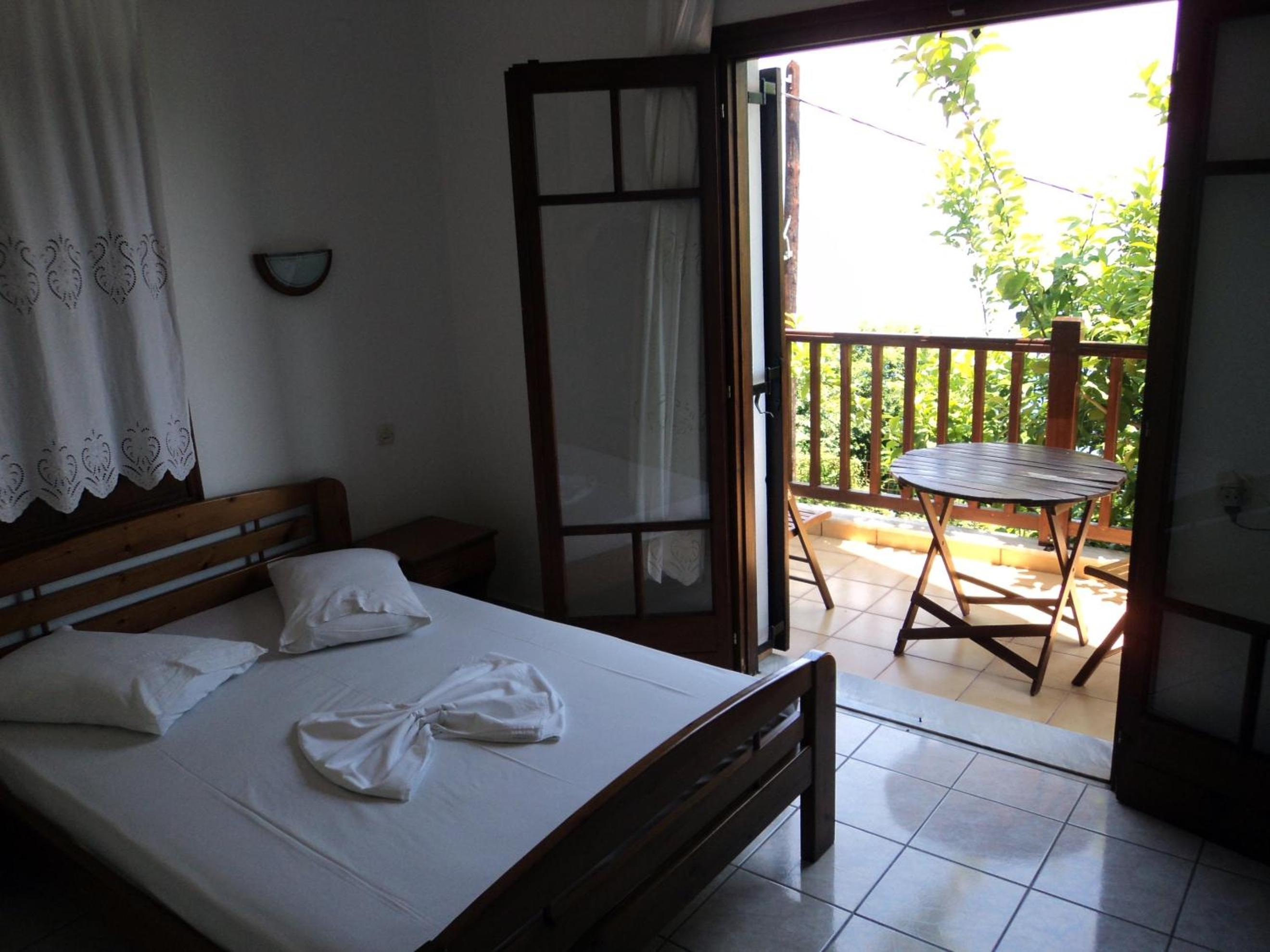 Standard Double Room with Sea View - Ground Floor - Photo 2
