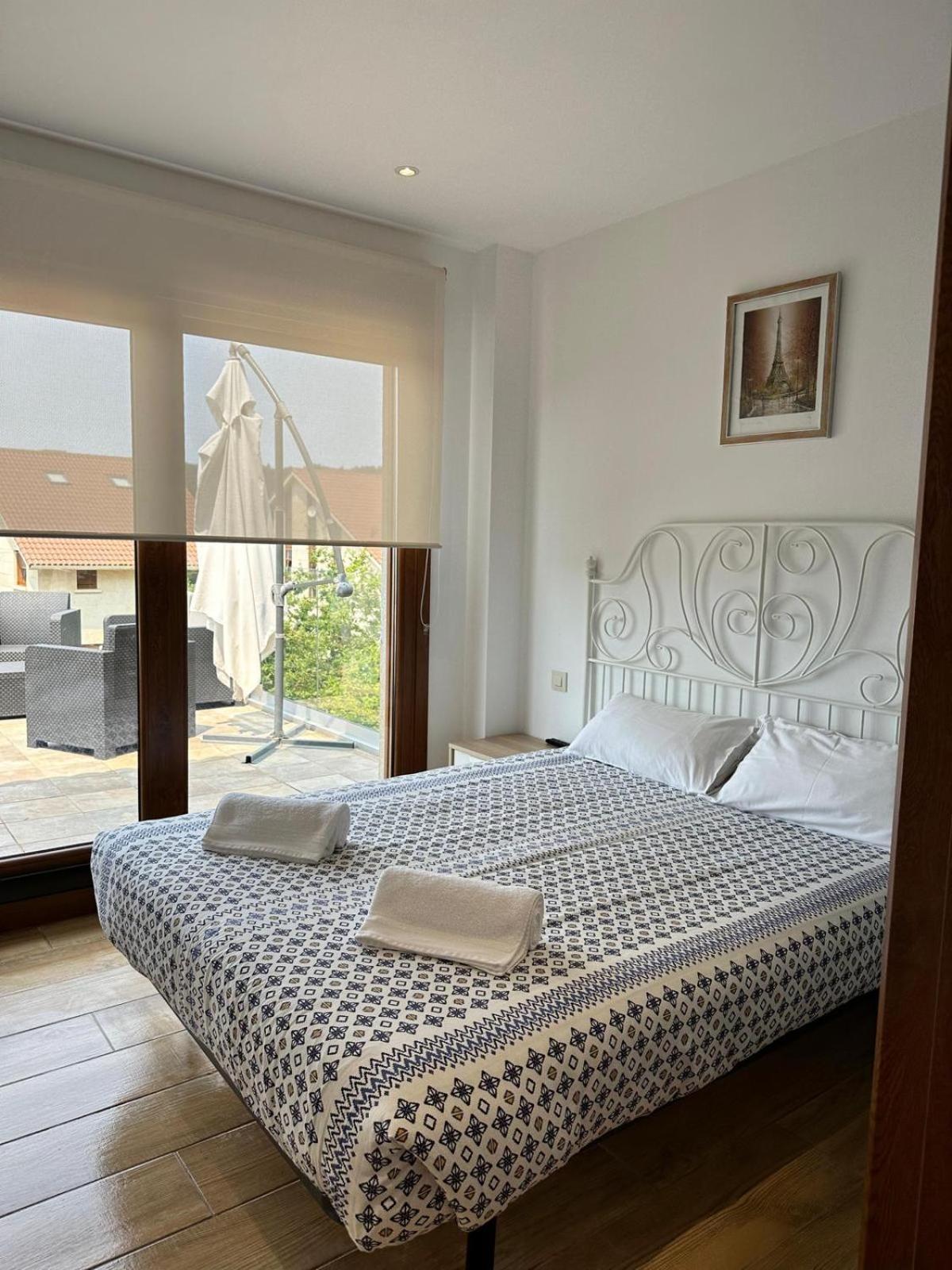 Apartment with Terrace photo 1