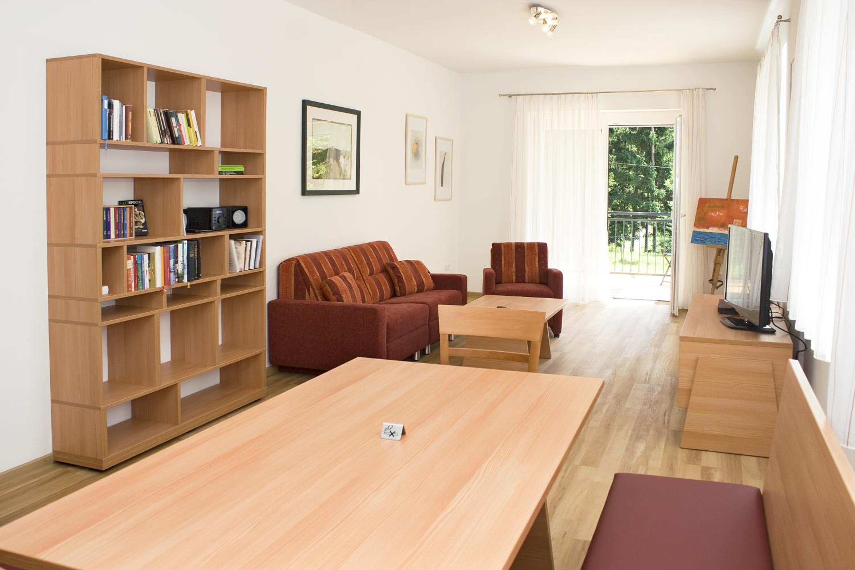 Apartment - Ground Floor with Balcony photo 1