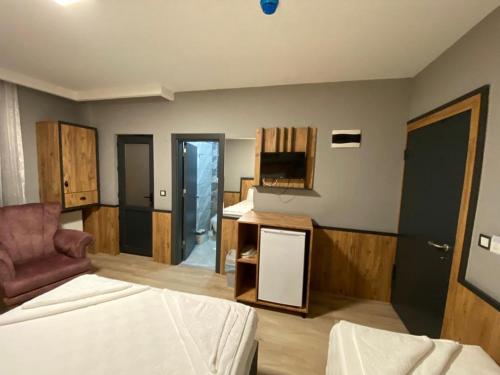 Triple Room with Balcony