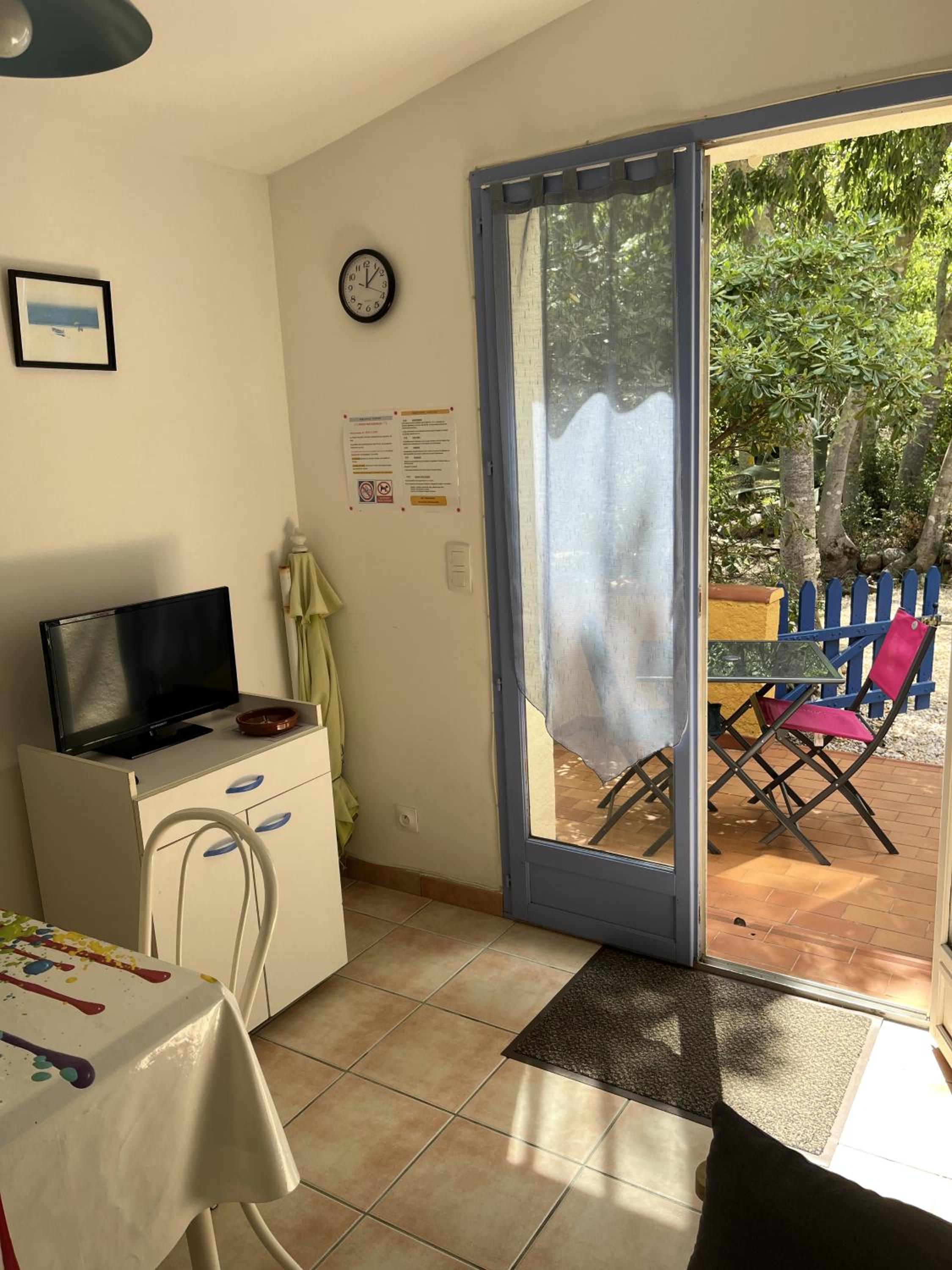Apartment - Ground Floor photo 2