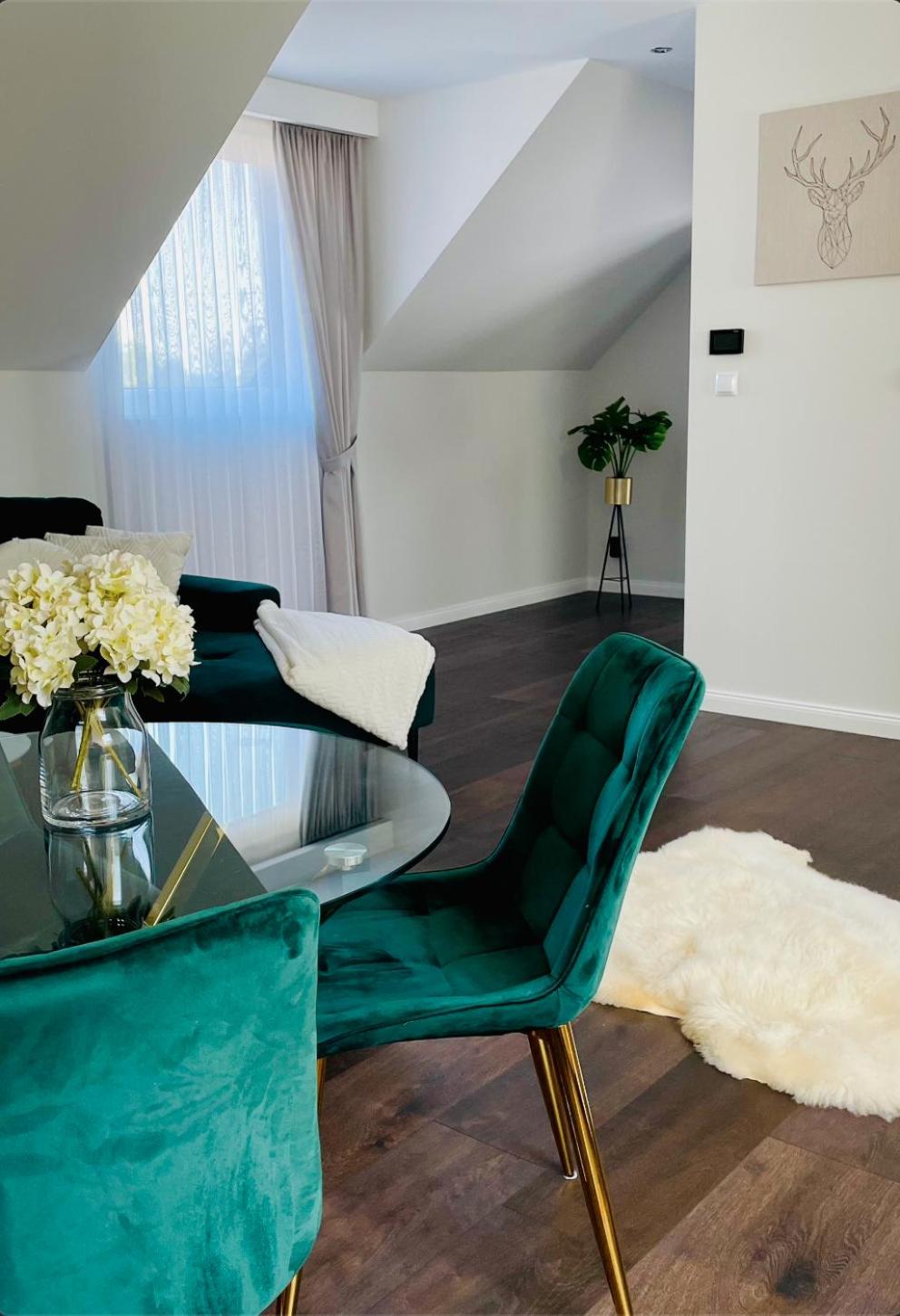 One-Bedroom Apartment - Photo 6