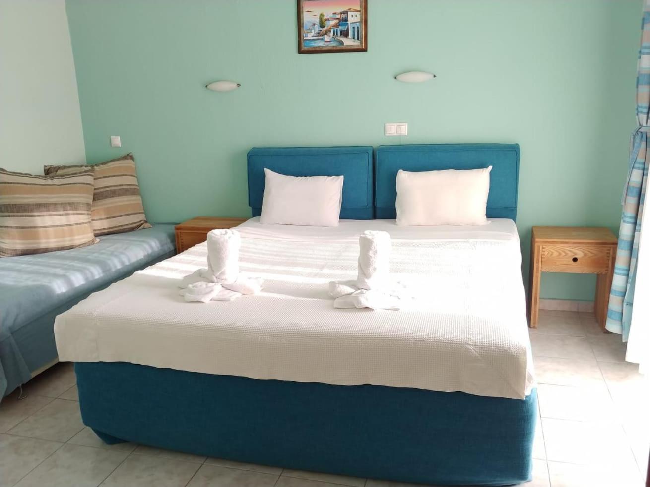 Family Room with Sea View photo 2