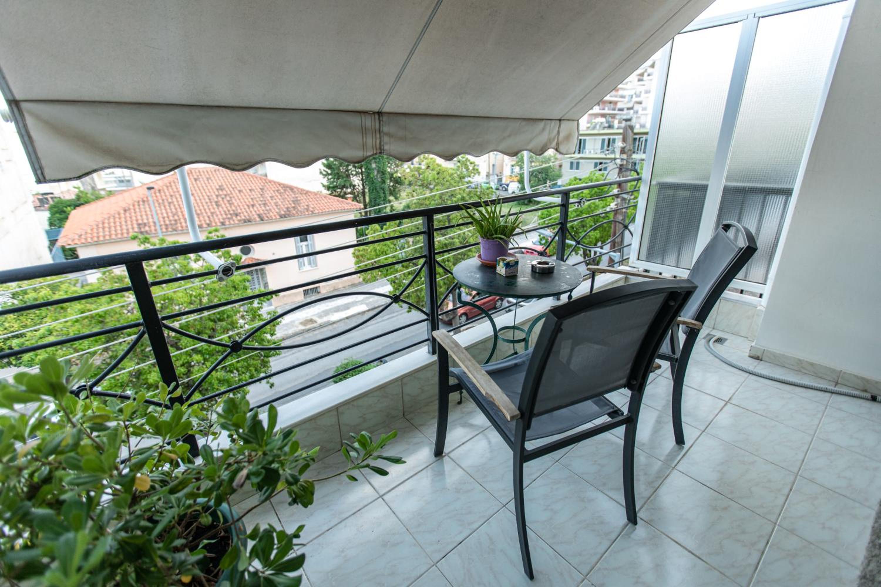 One-Bedroom Apartment - Photo 17