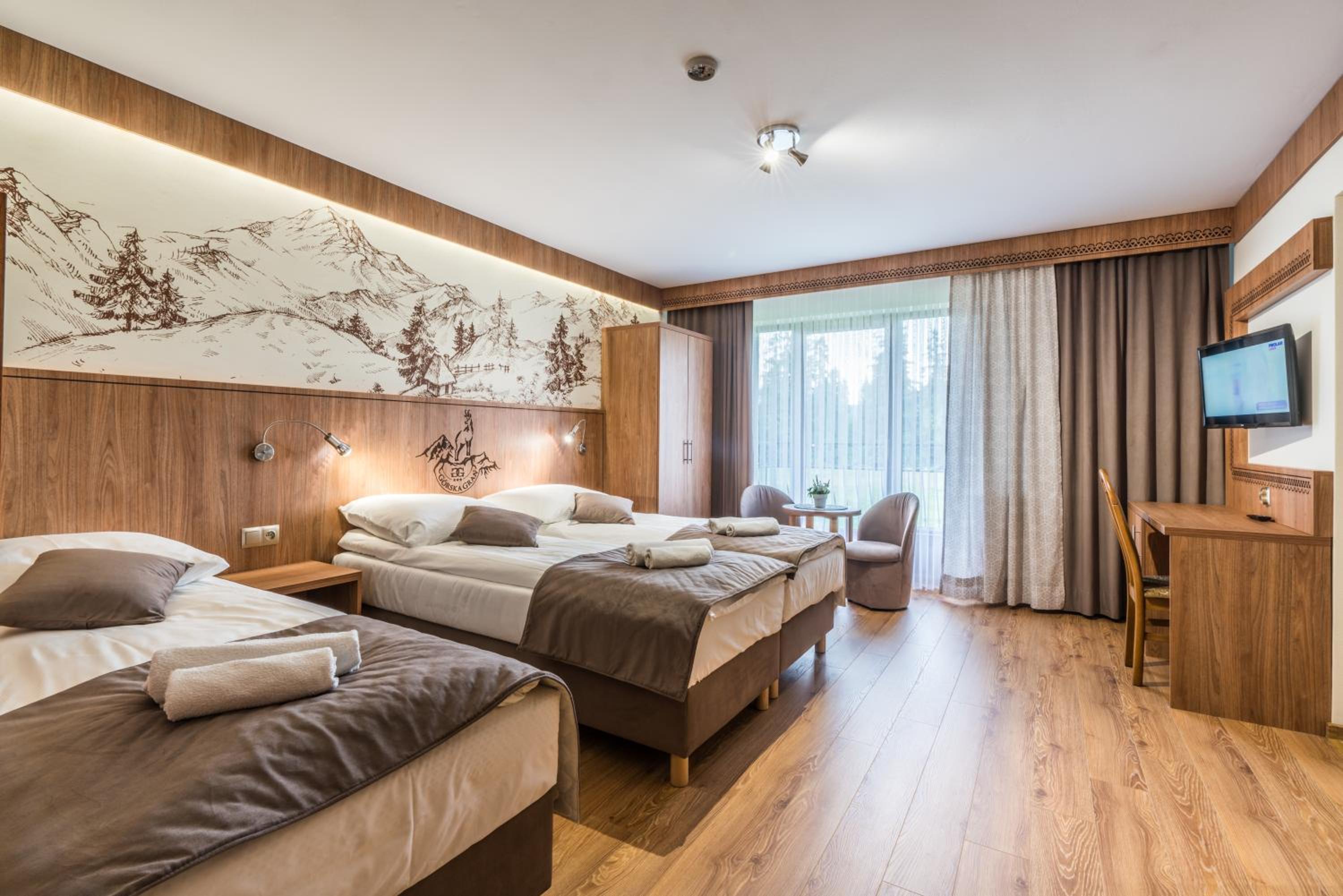 Family Room with Mountain View