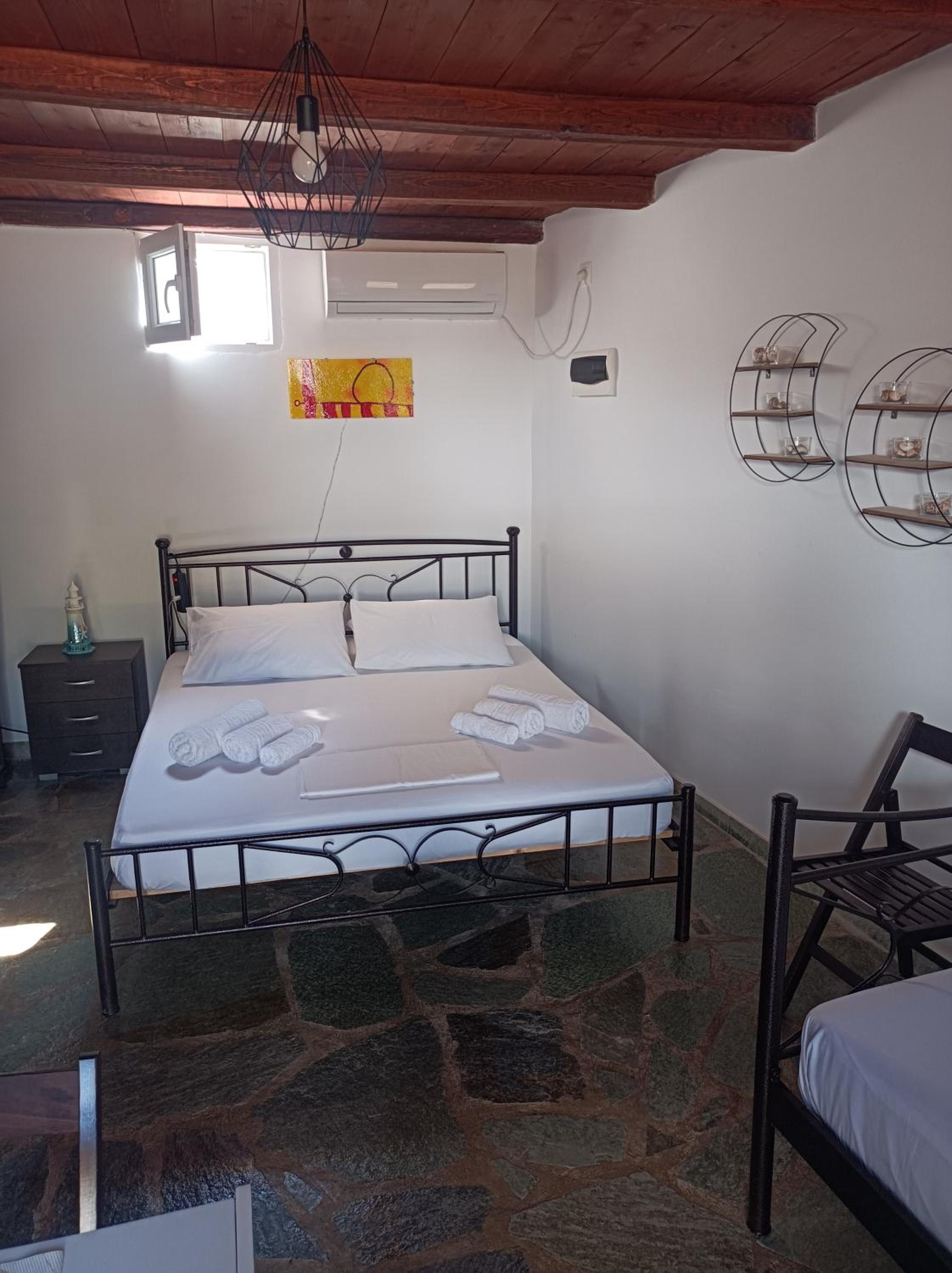 Double Room with Private Bathroom photo 2