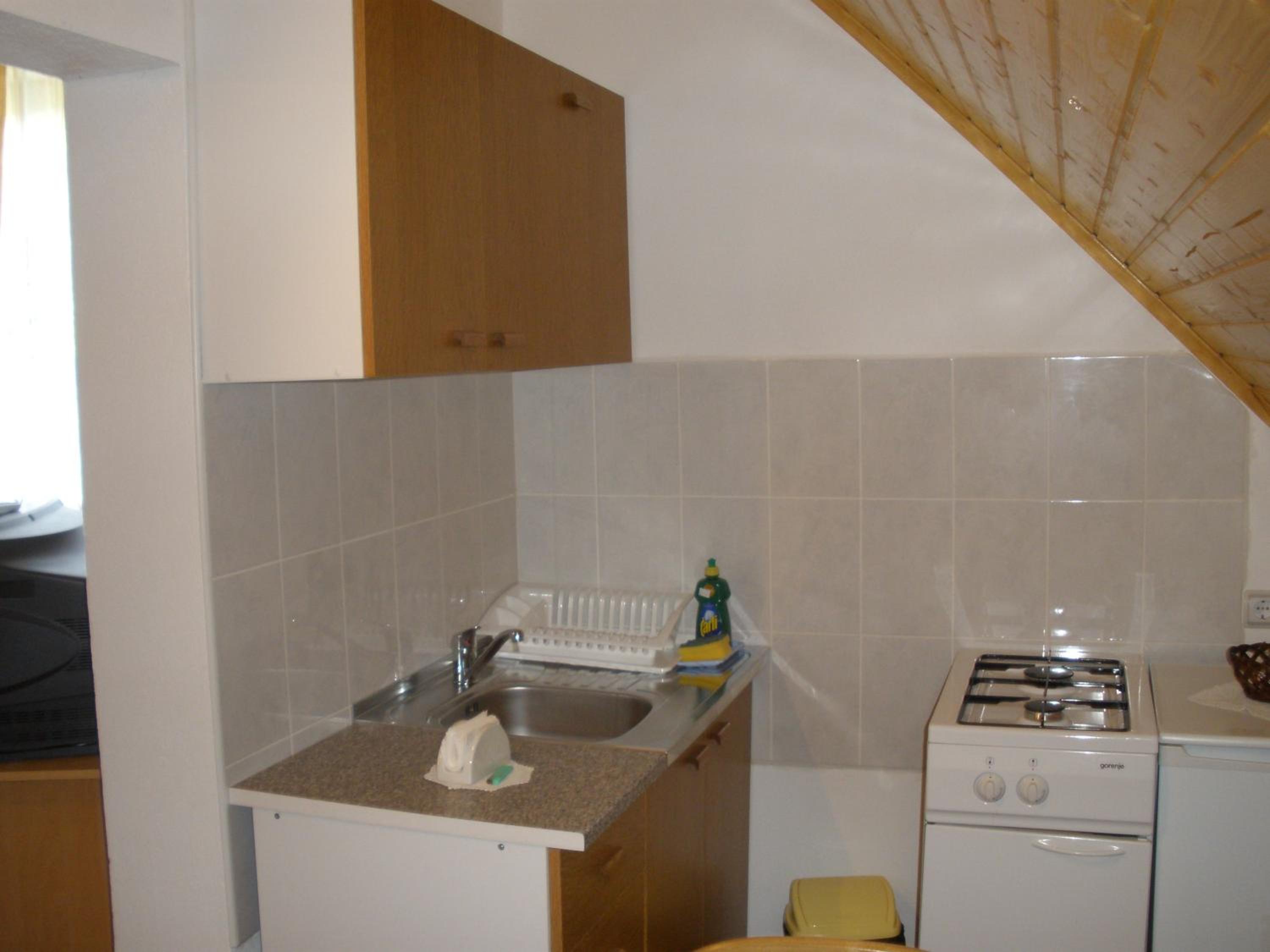 Studio (2 Adults) - Photo 2