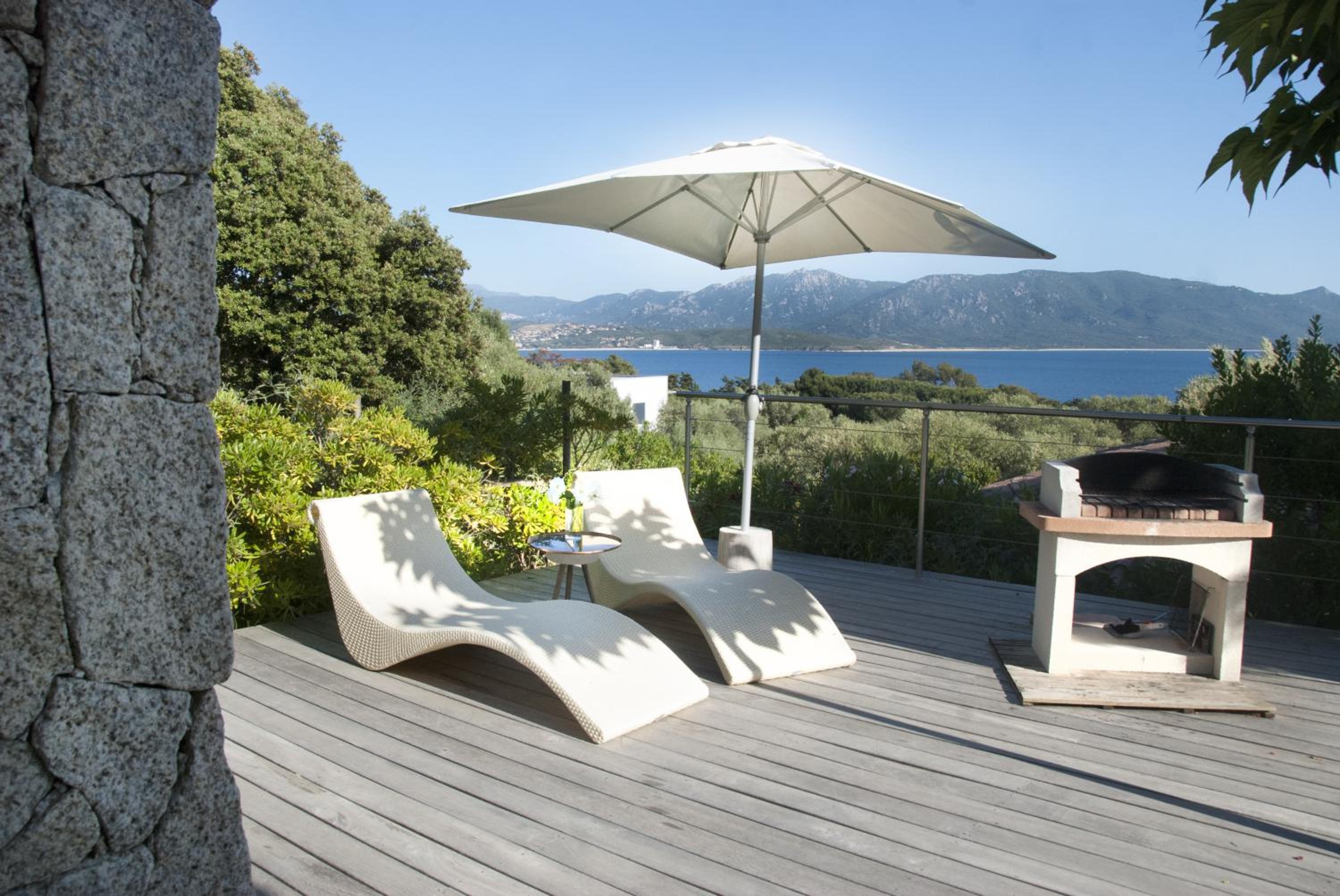 Superior Villa photo 1