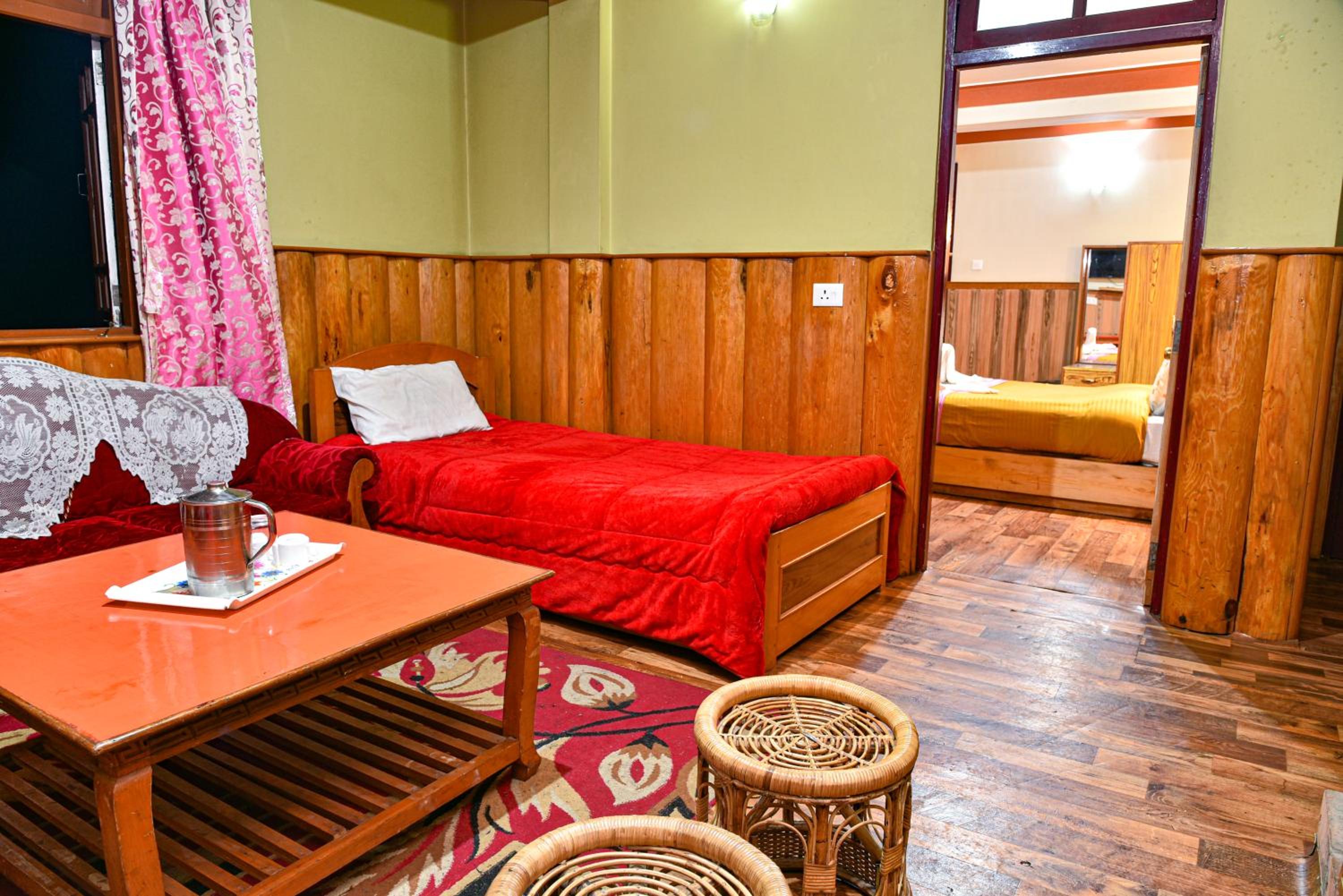 Family Suite - Photo 10