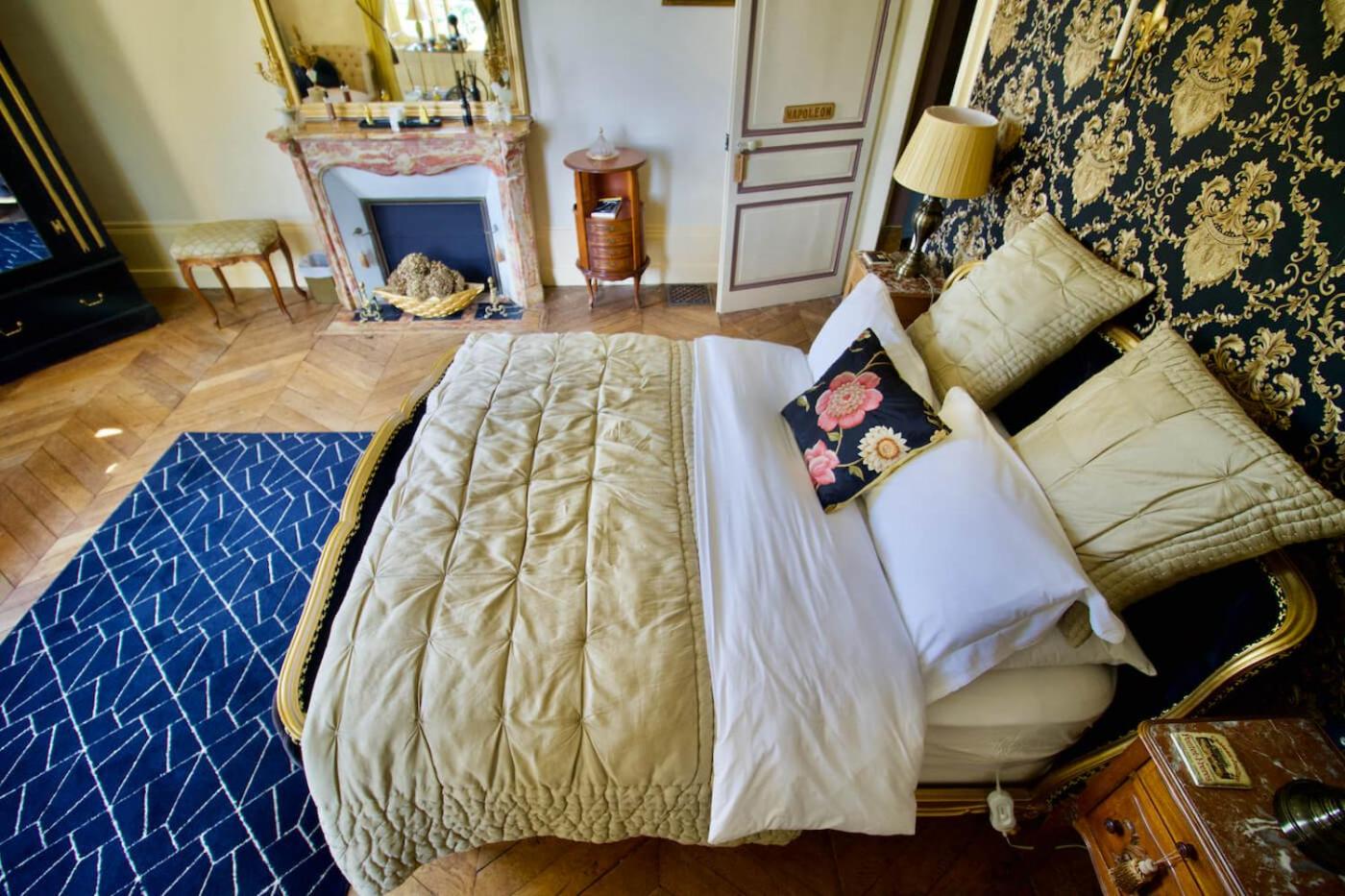 Deluxe Double Room with Shower photo 2
