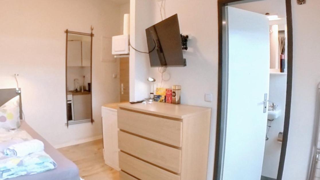 Deluxe Double Room with Shower