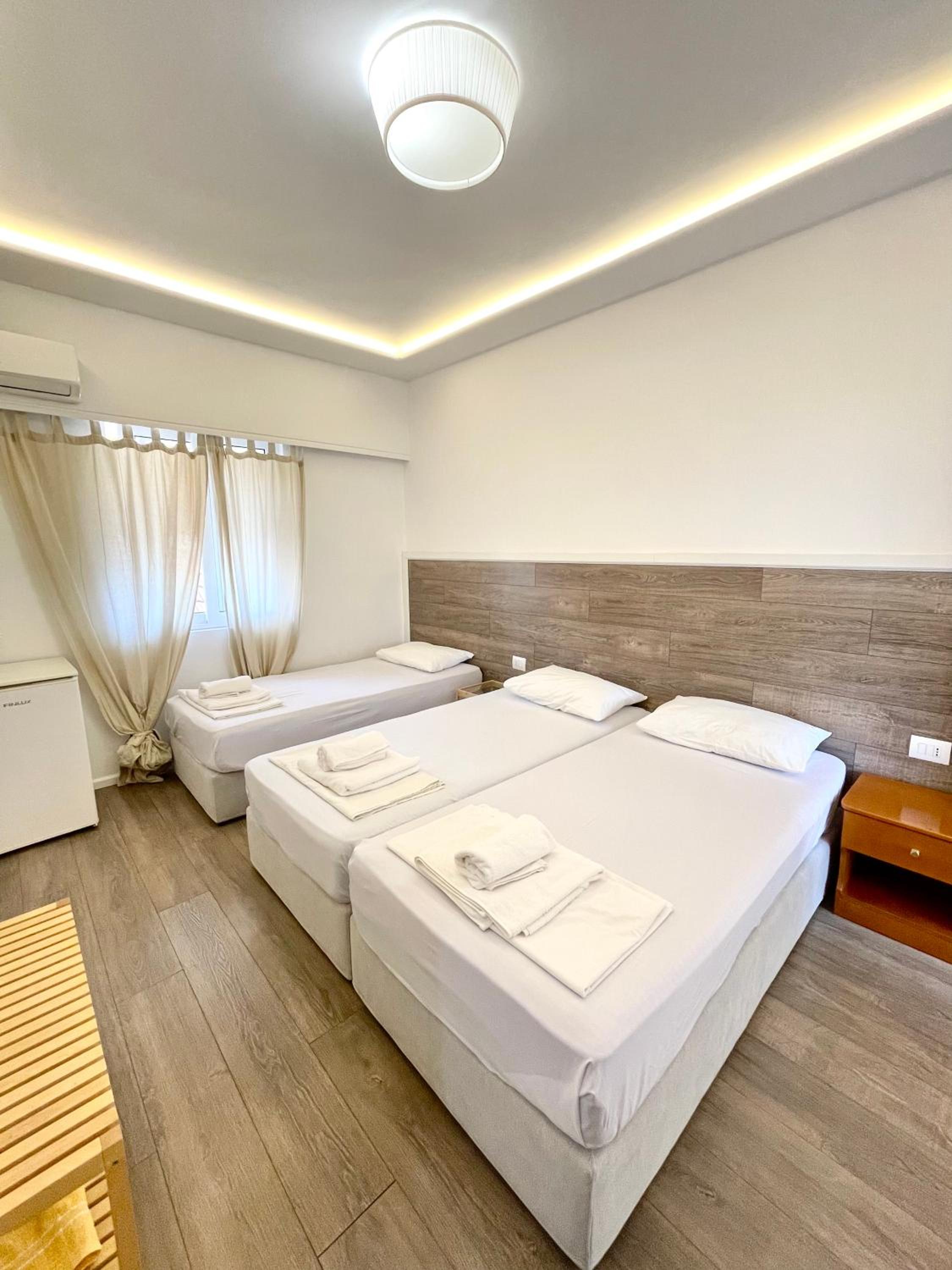 Economy Triple Room