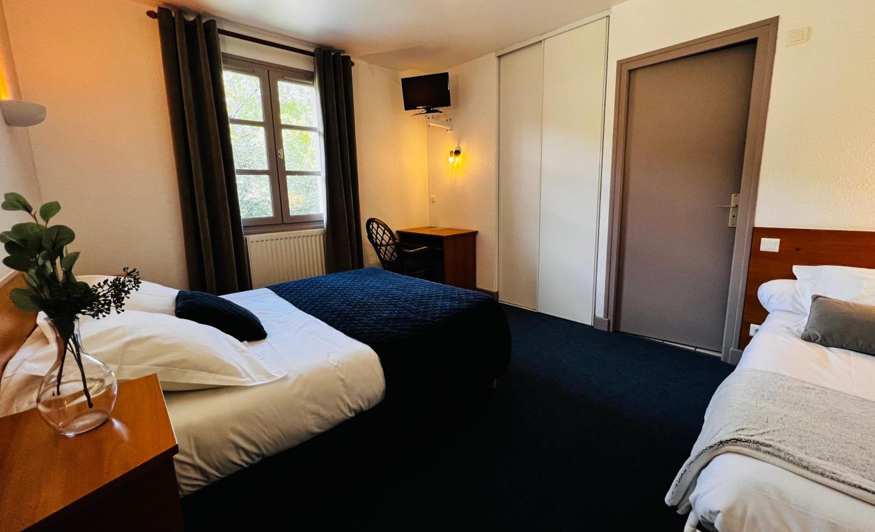 Triple Room photo 2