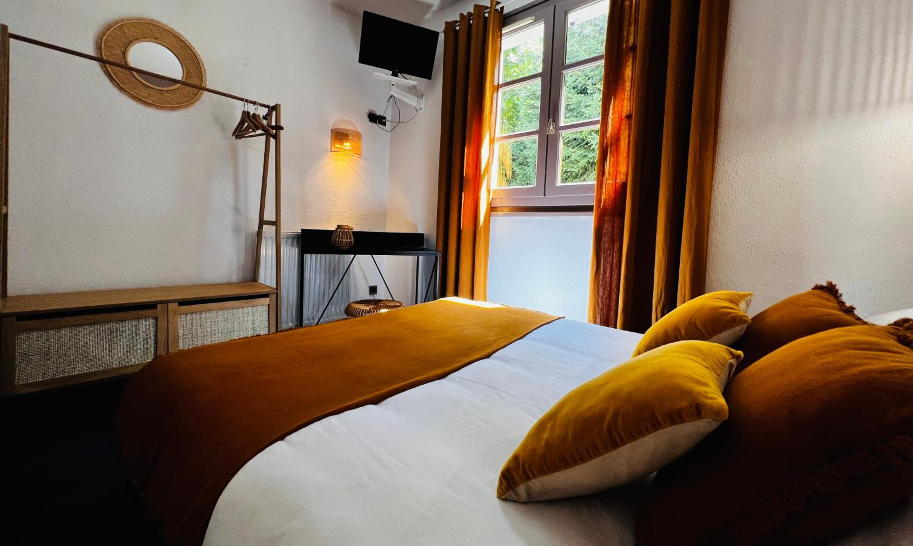 Double Room with Garden View - Photo 5