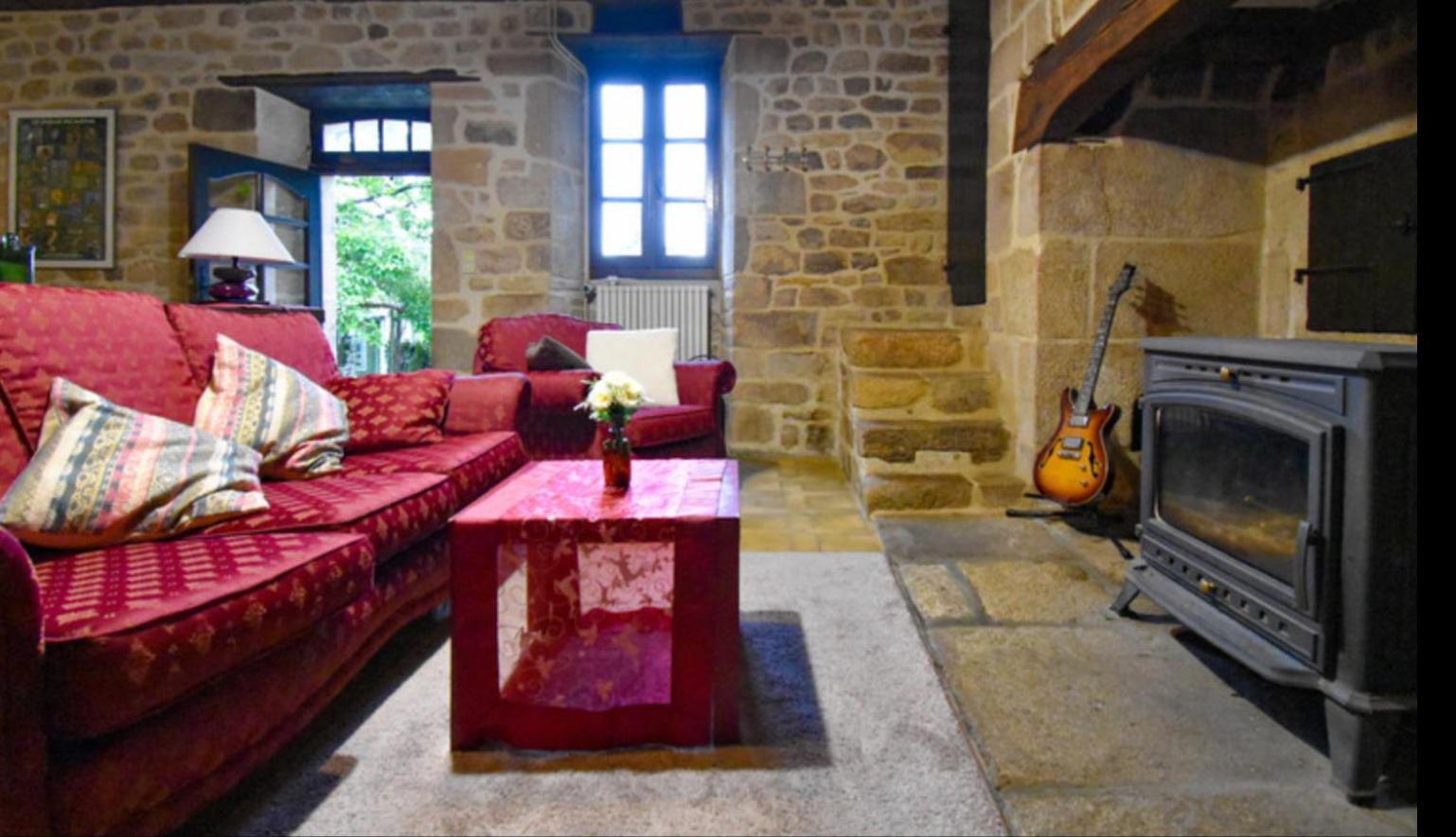 Two-Bedroom House - Photo 6