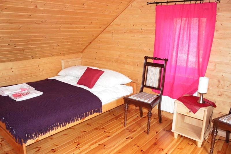 Four-Bedroom House - Photo 3