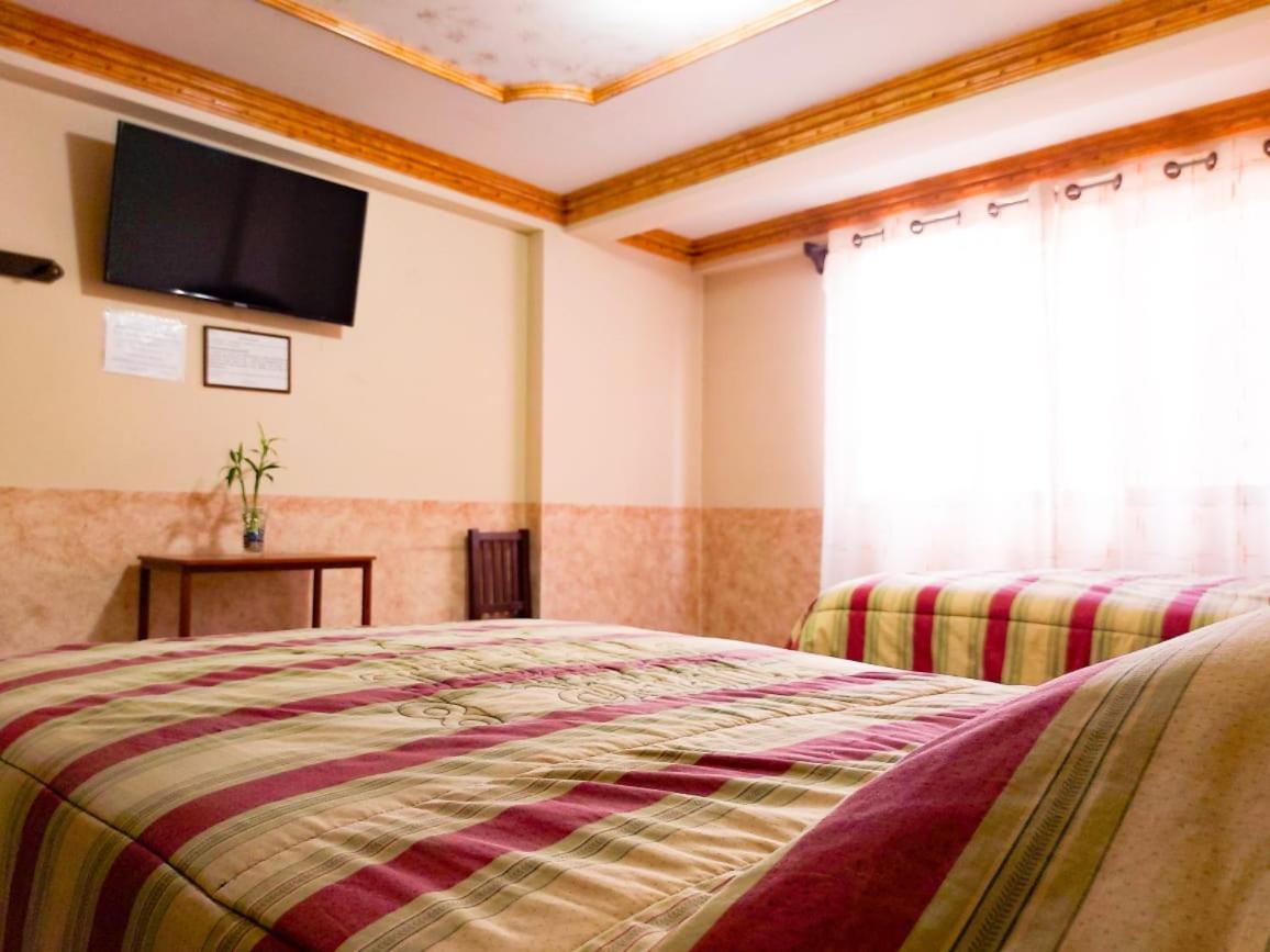 Double Room with Private Bathroom photo 2