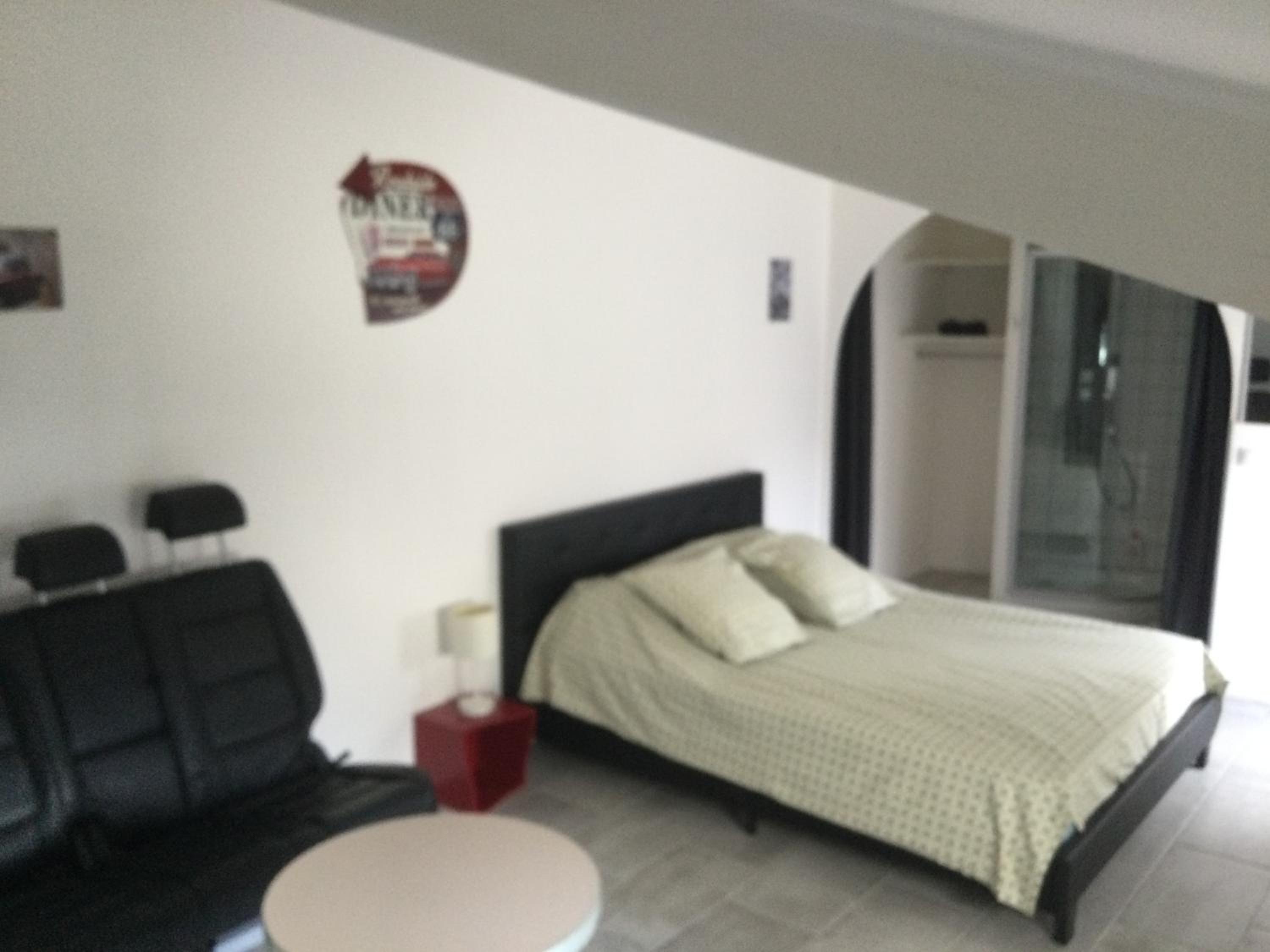 Triple Room with Shower - Photo 2