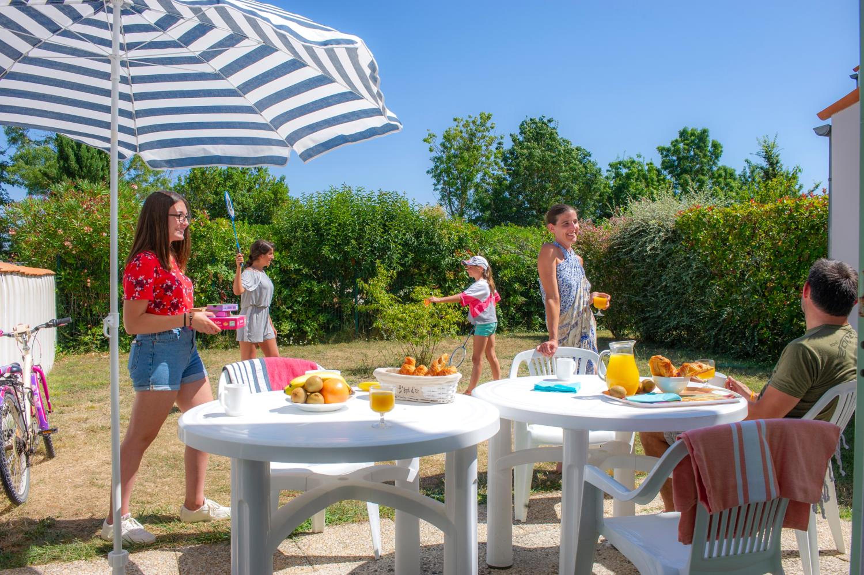 Villa (8 Adults)
