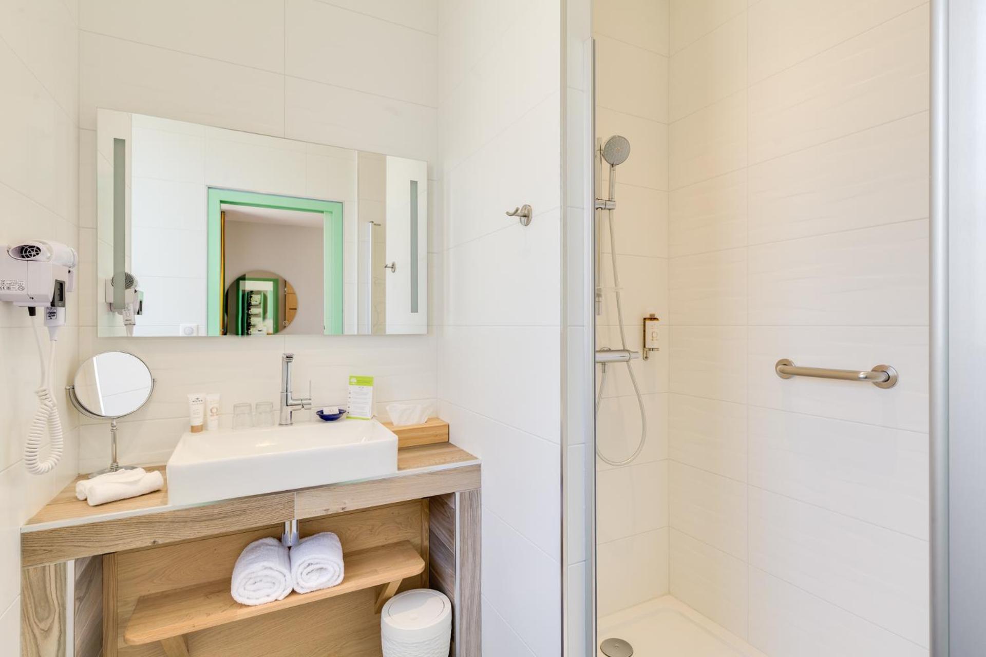 Double Room - Photo 2