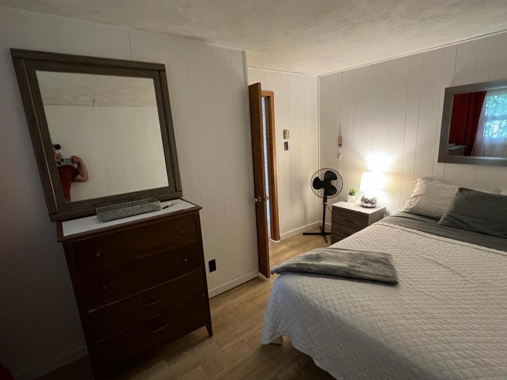 Three-Bedroom House photo 1