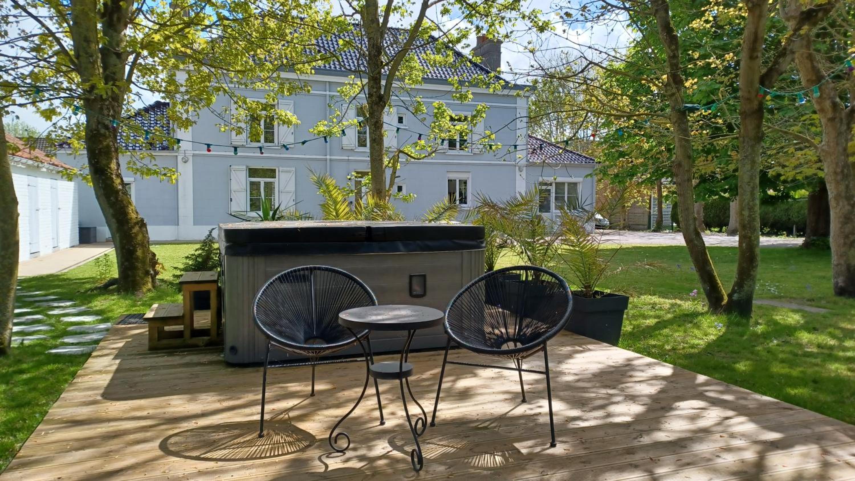 Double Room with Garden View - Photo 10
