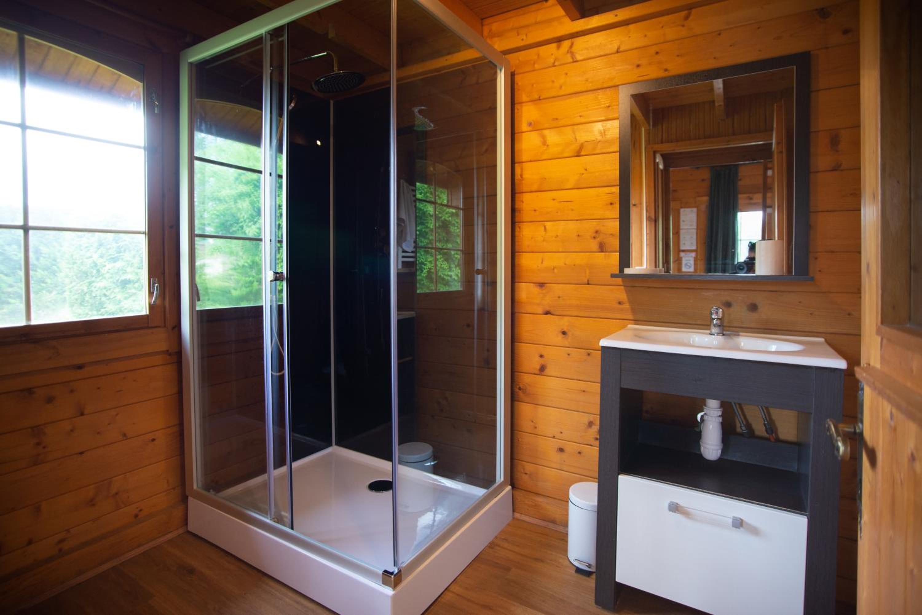 Superior Chalet - Photo 8