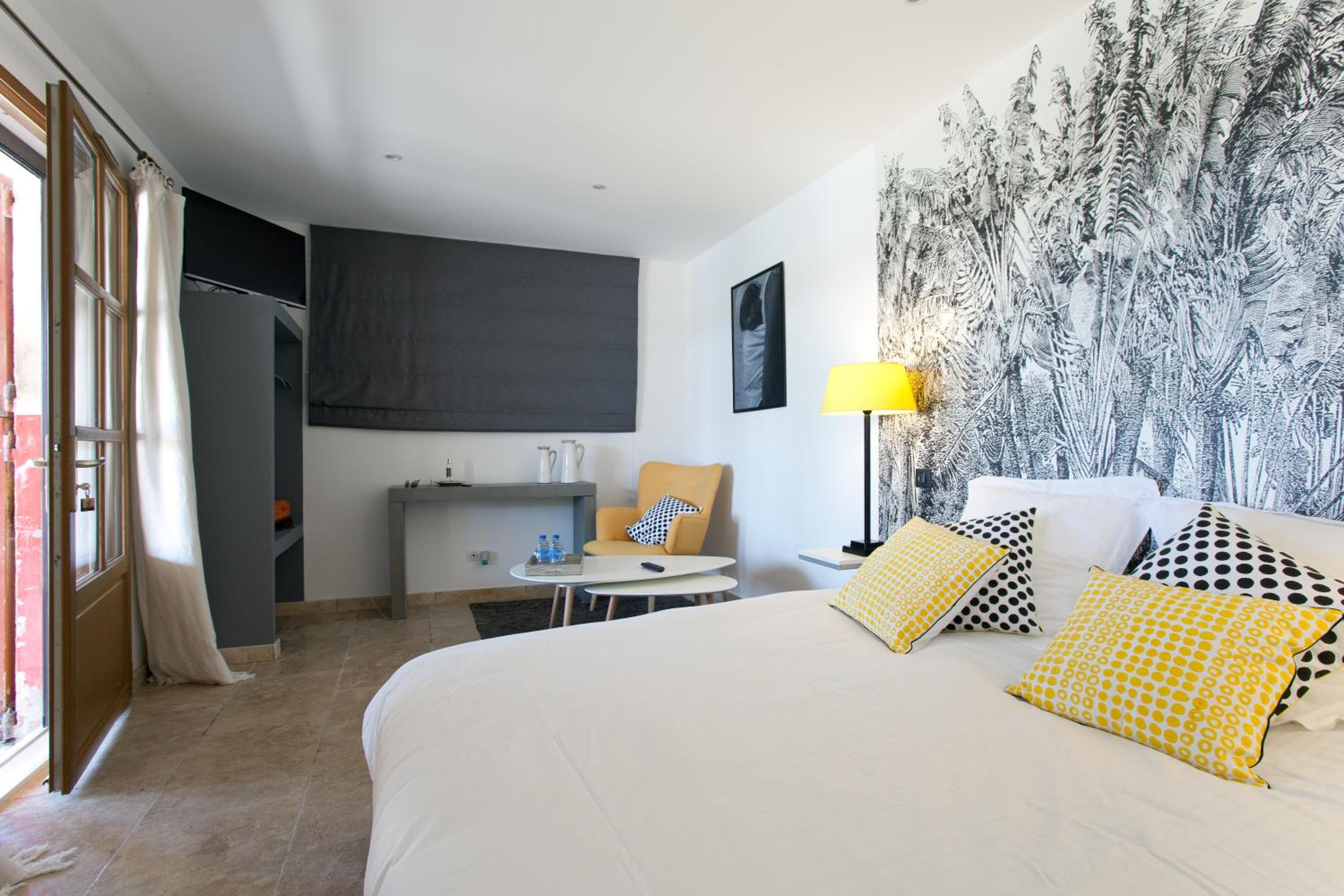 Double Room with Pool View