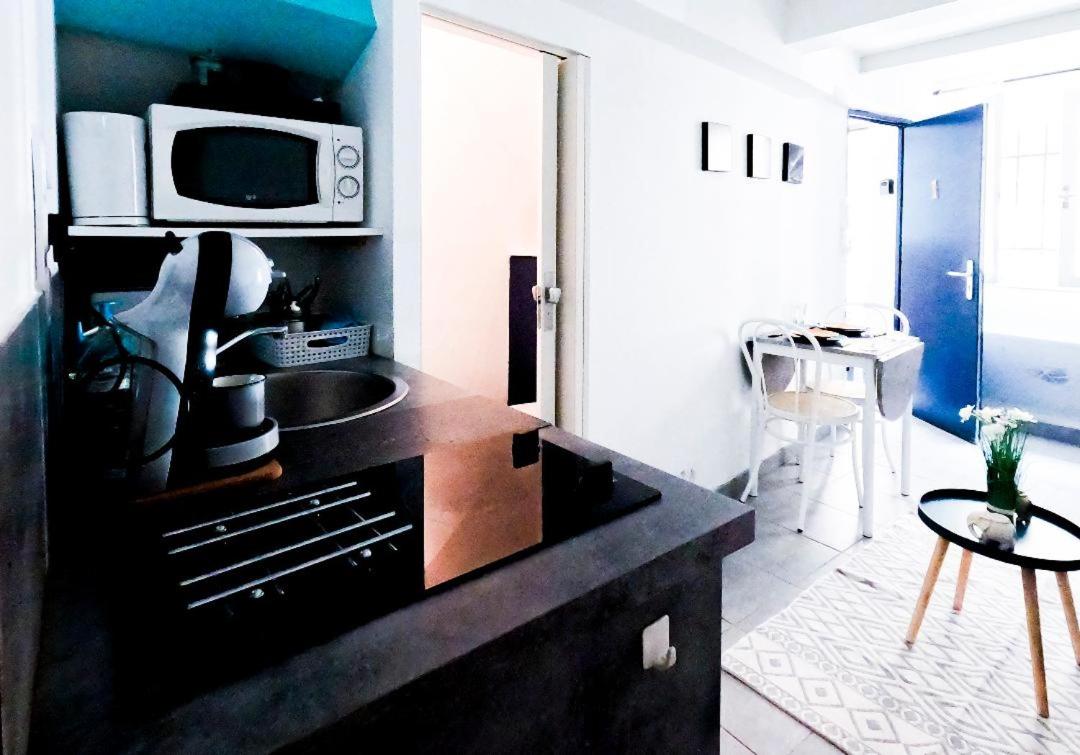 Deluxe Studio