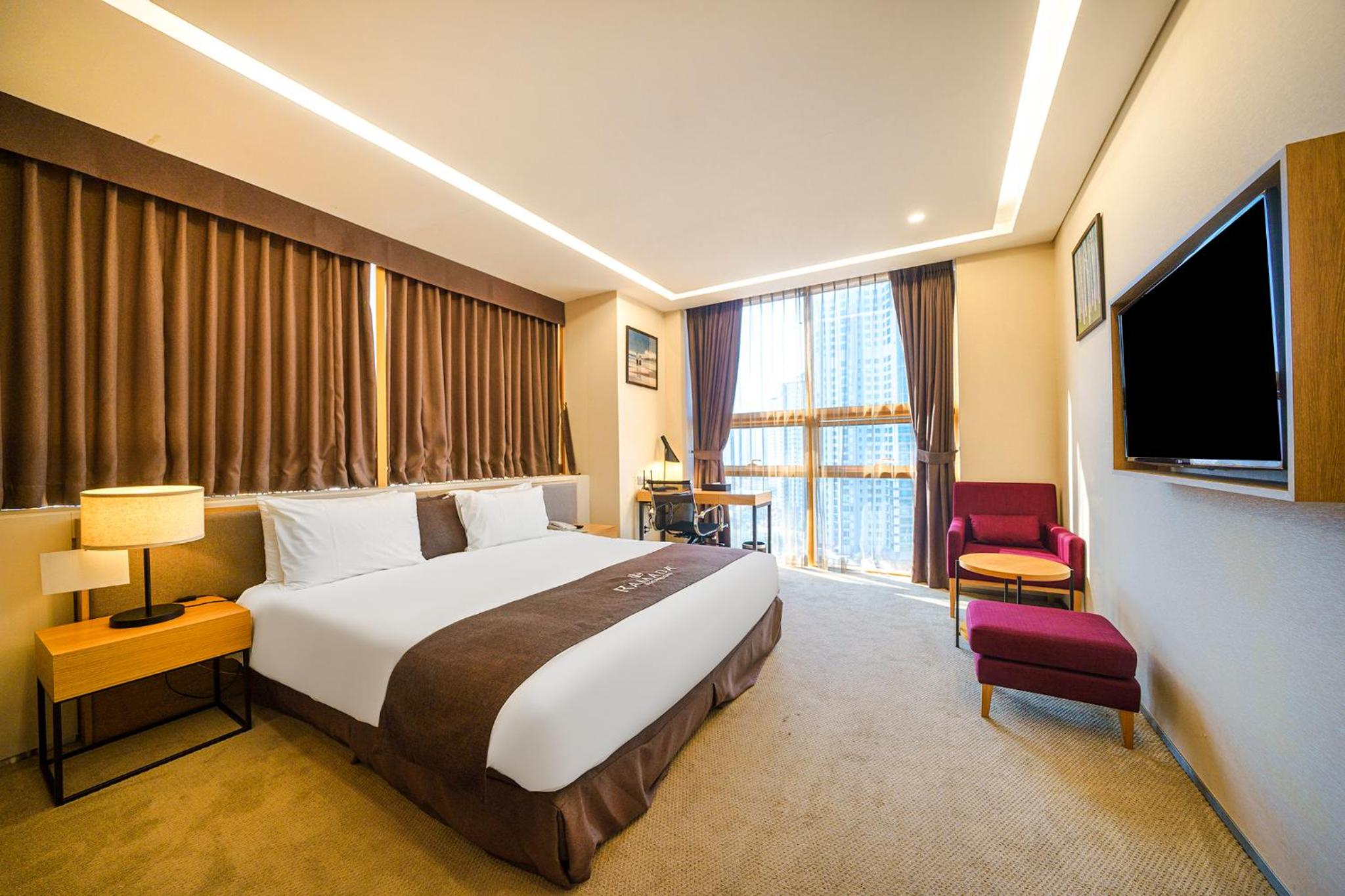 Premier Double Room with Harbor View photo 1